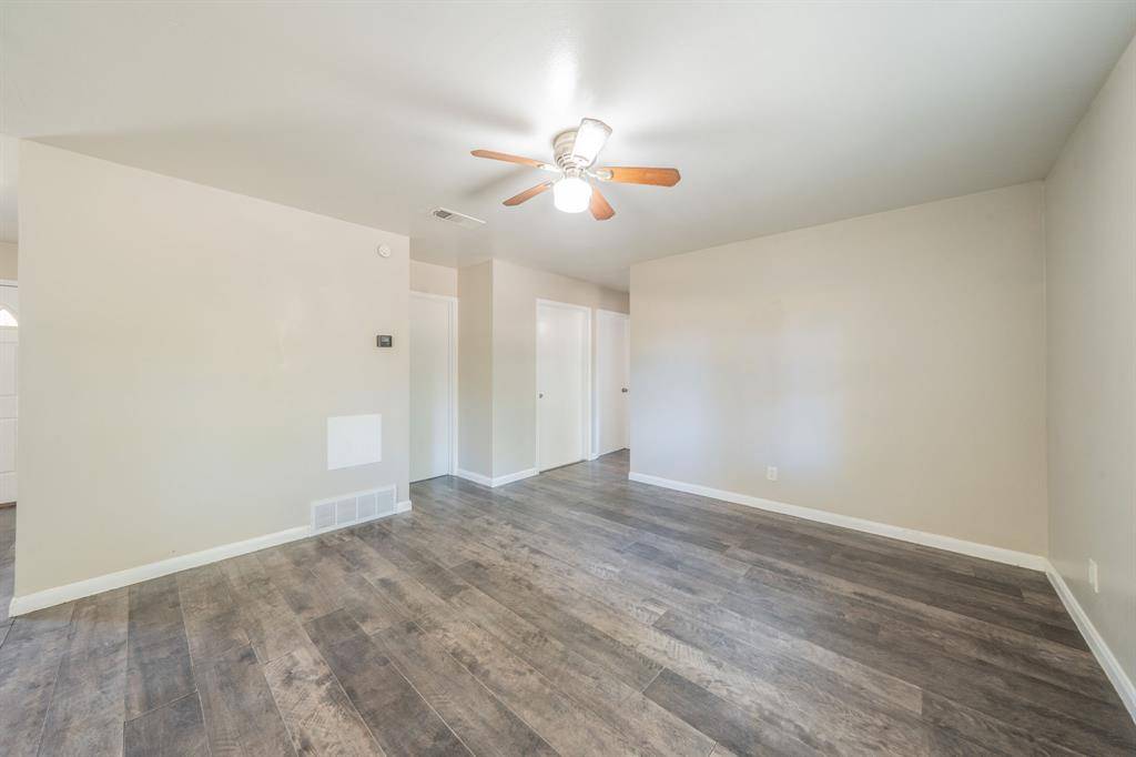 4646 Ridgepoint Drive, Dallas, TX 75211