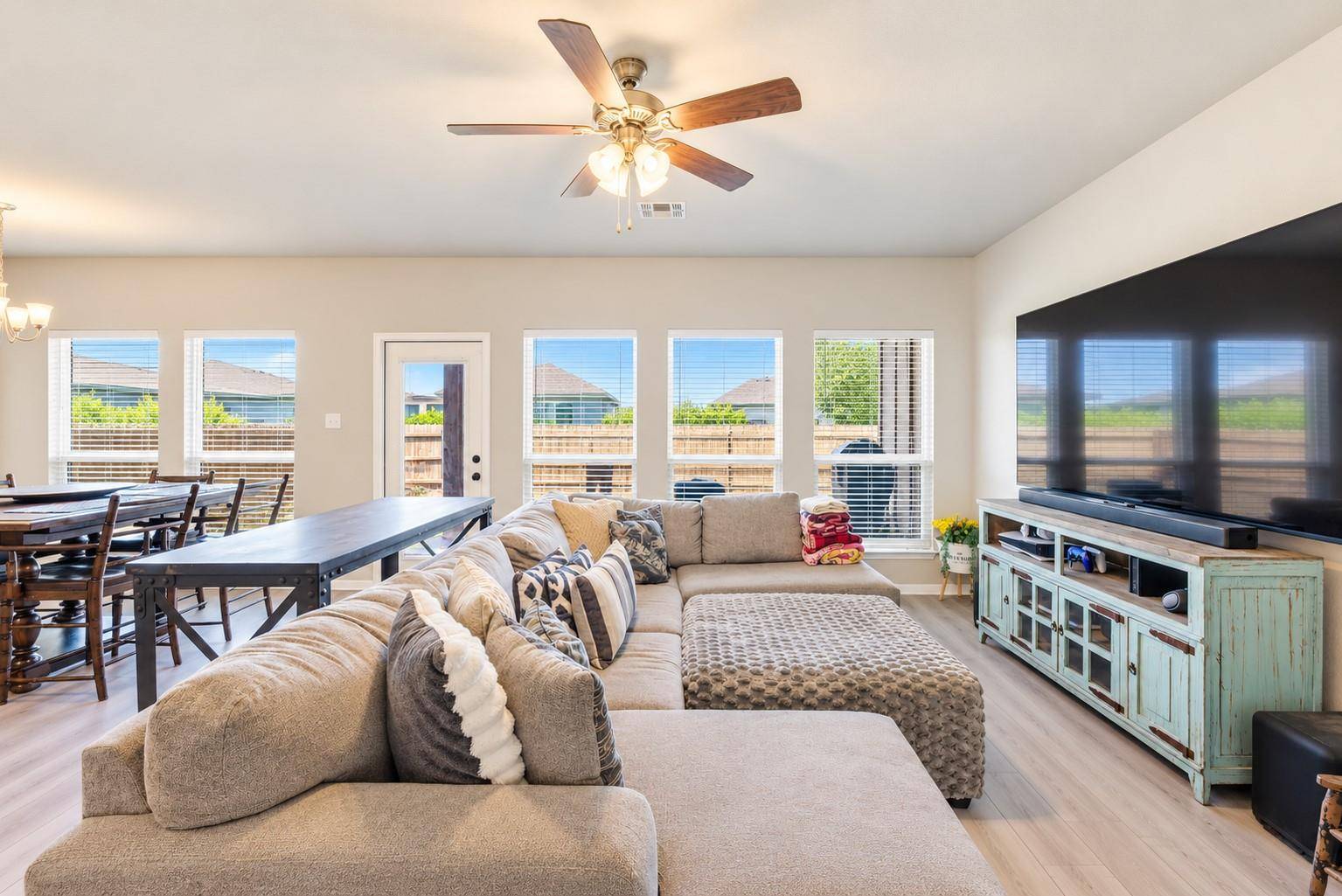 1125 Lakeway Crossing DR, Temple, TX 76502
