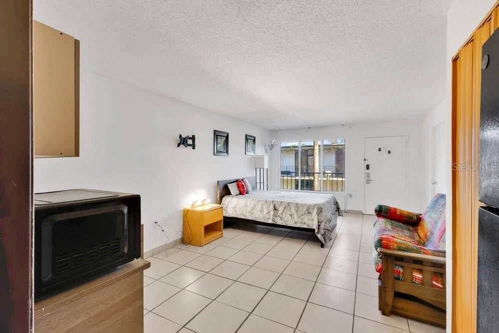 8421 S ORANGE BLOSSOM TRL #420, Orlando, FL 32809