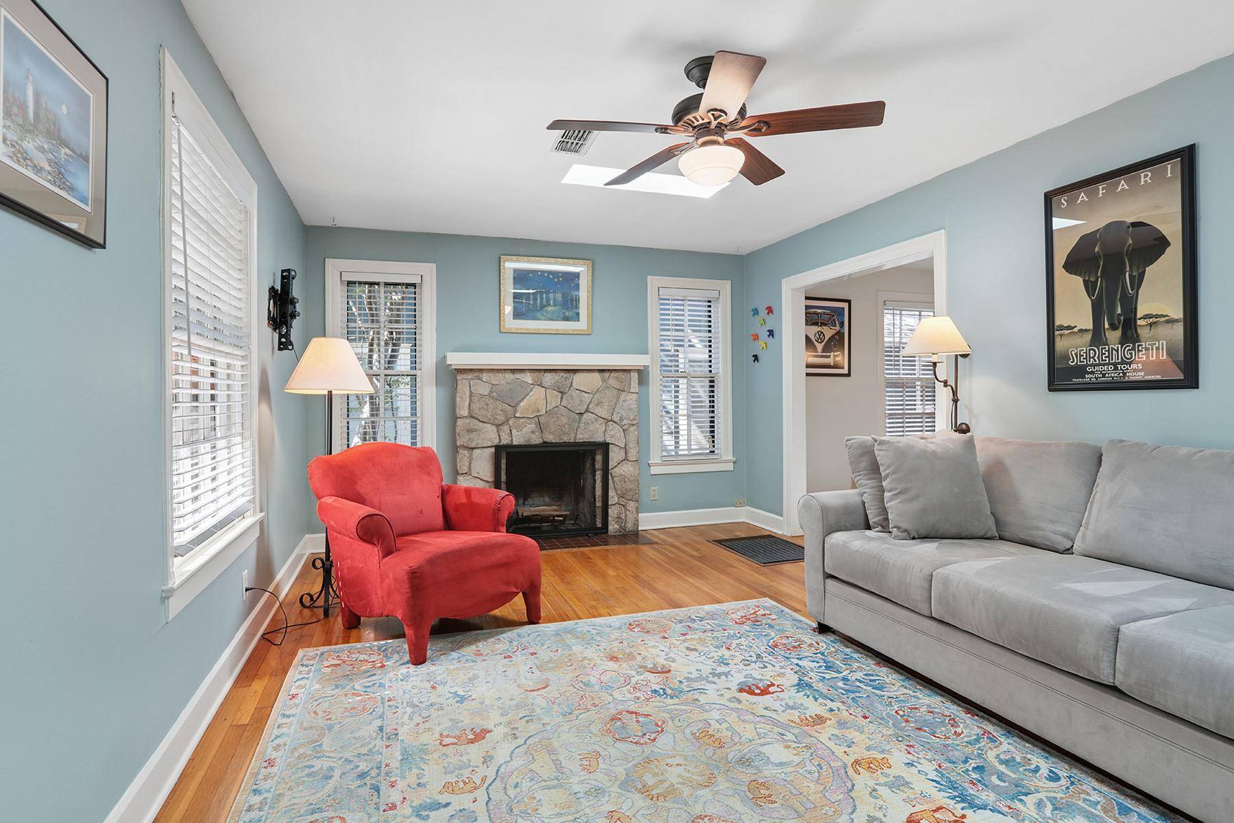 702 E 45th 1/2 ST, Austin, TX 78751