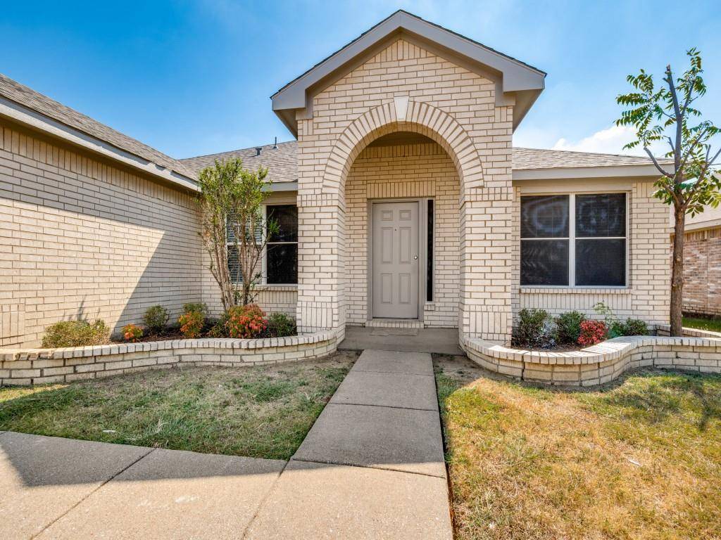 2459 Frontier Drive, Grand Prairie, TX 75052
