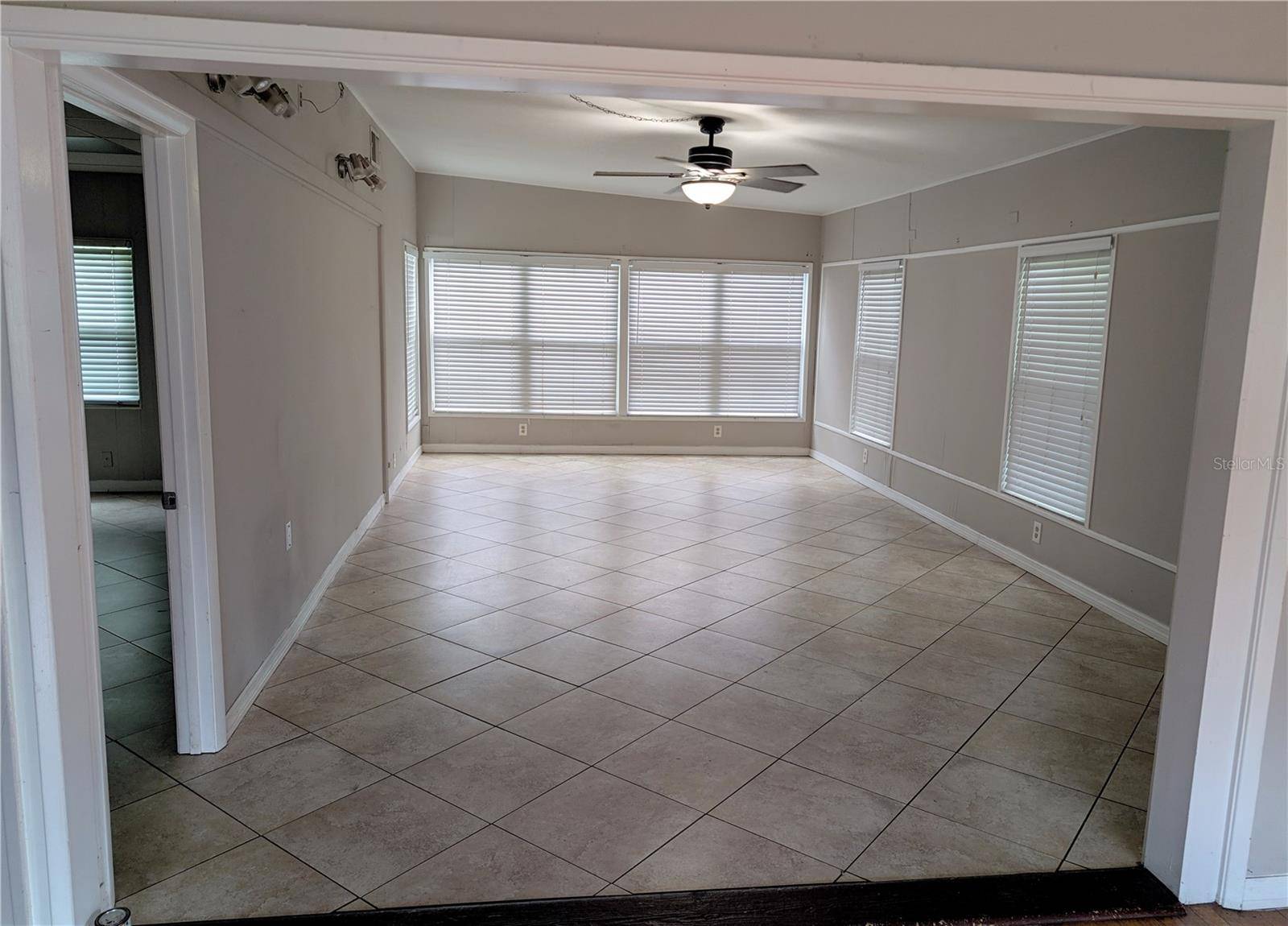 1528 LEVERN ST, Clearwater, FL 33755