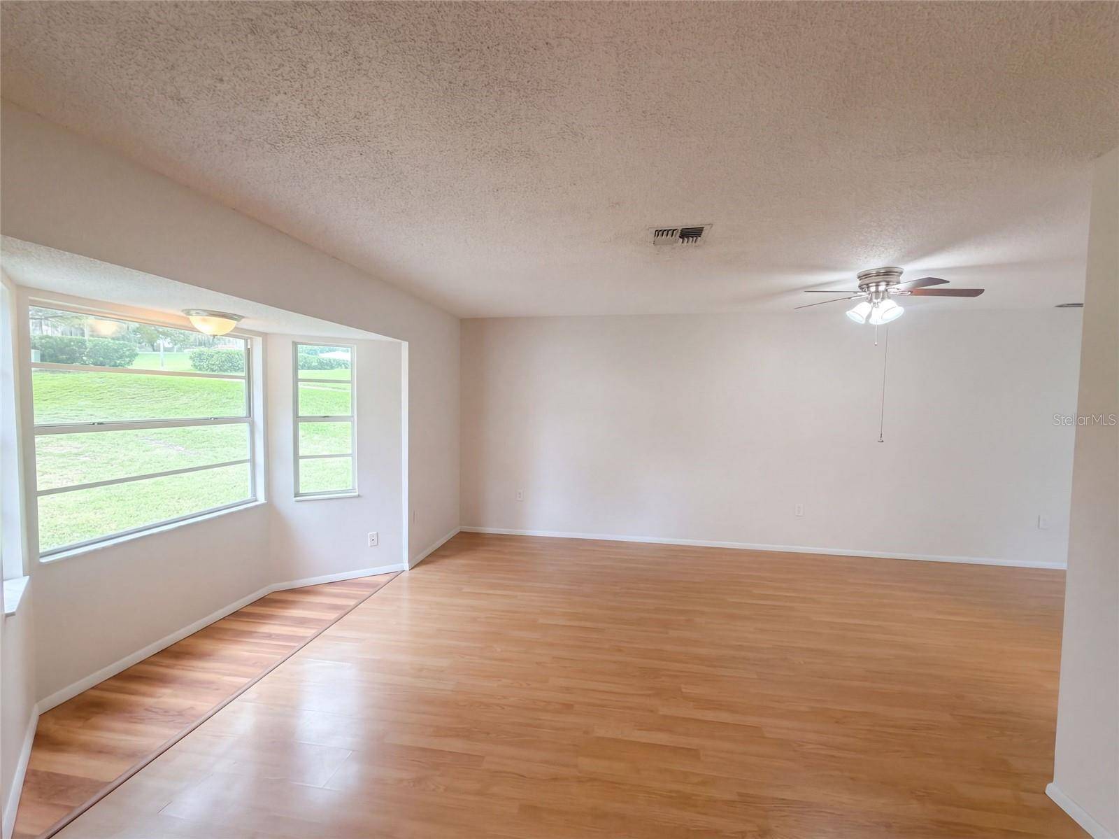 12054 JOE HERRMANN DR, San Antonio, FL 33576
