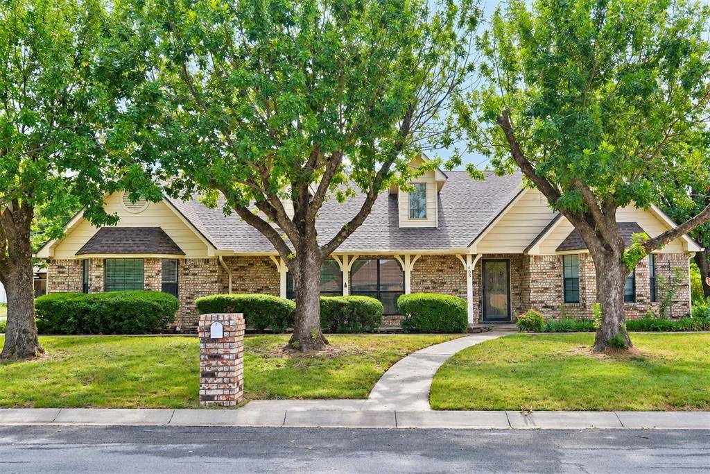405 S Denton Avenue, Justin, TX 76247