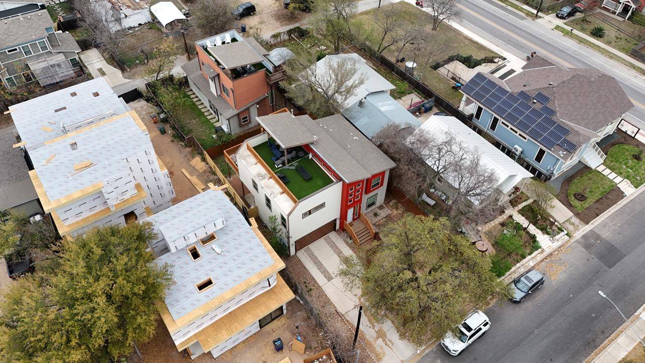 2204 E 13th ST #B, Austin, TX 78702