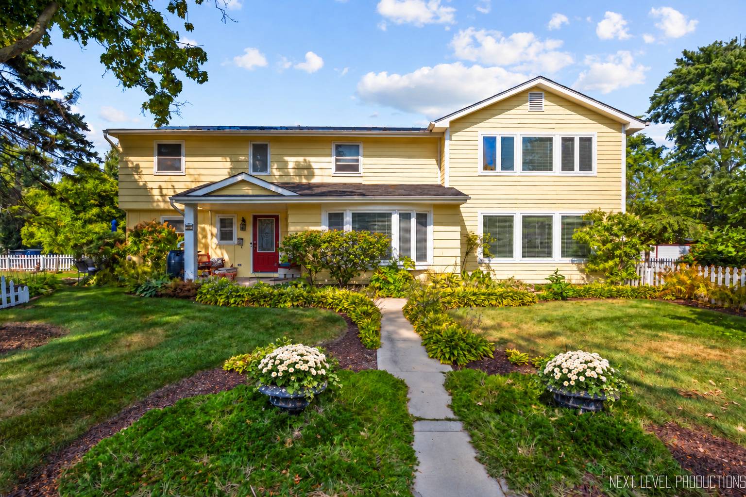 83 N Park BLVD, Glen Ellyn, IL 60137