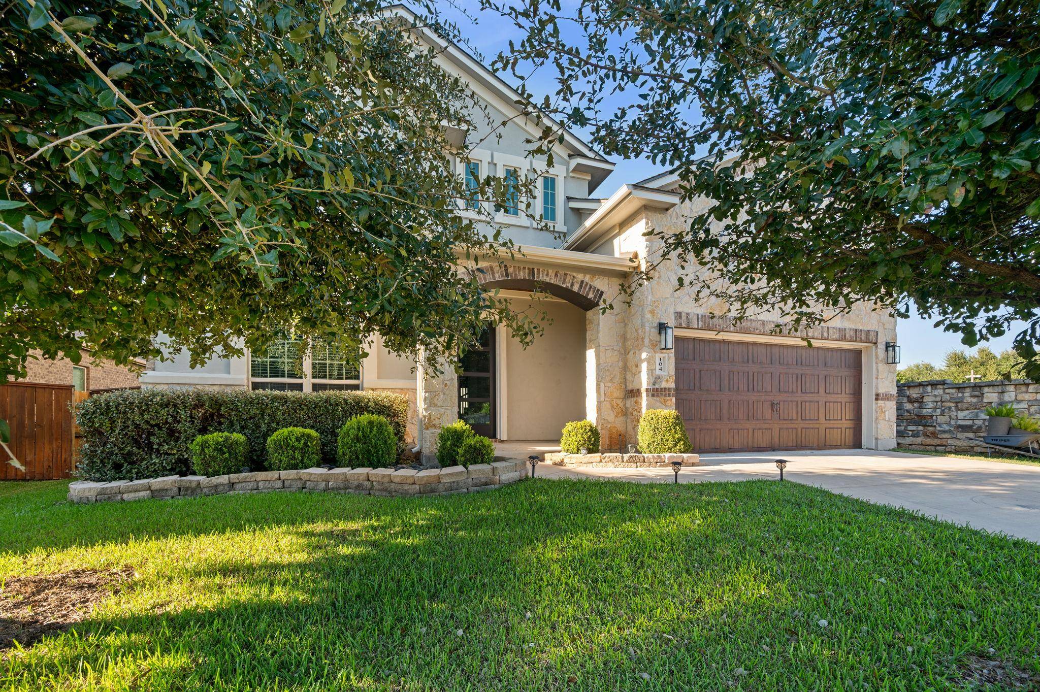 104 Cross Timbers DR, Georgetown, TX 78628