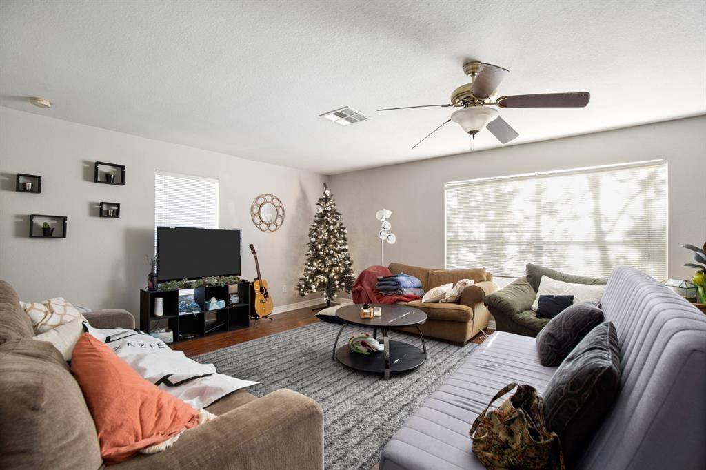 910 E 51st ST, Austin, TX 78751