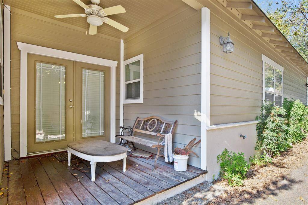 910 E 51st ST, Austin, TX 78751