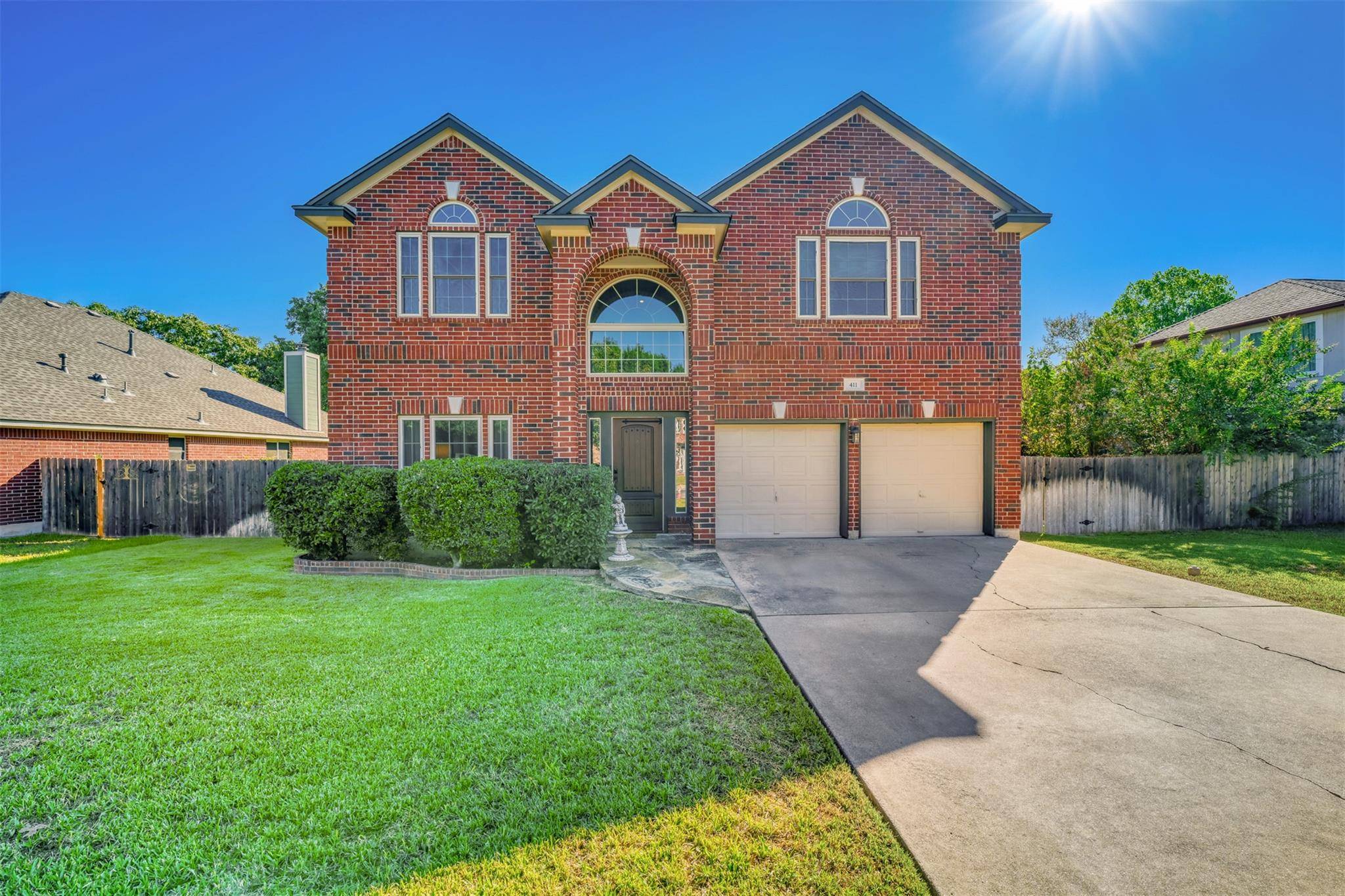 411 Steeplechase DR, Georgetown, TX 78626
