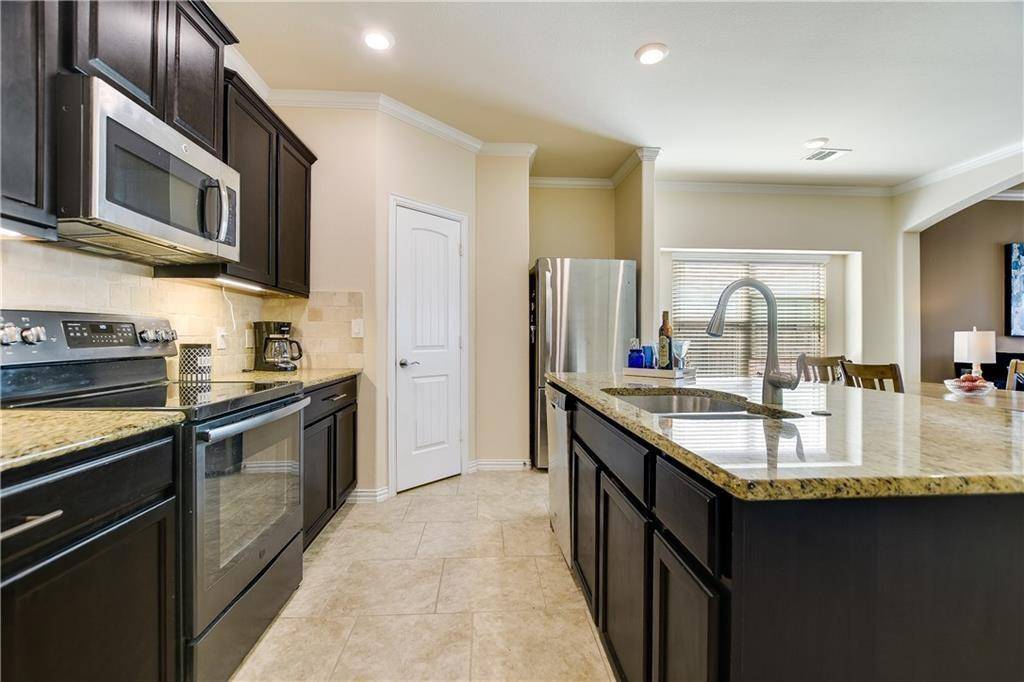 10504 Crescendo LN, Austin, TX 78747