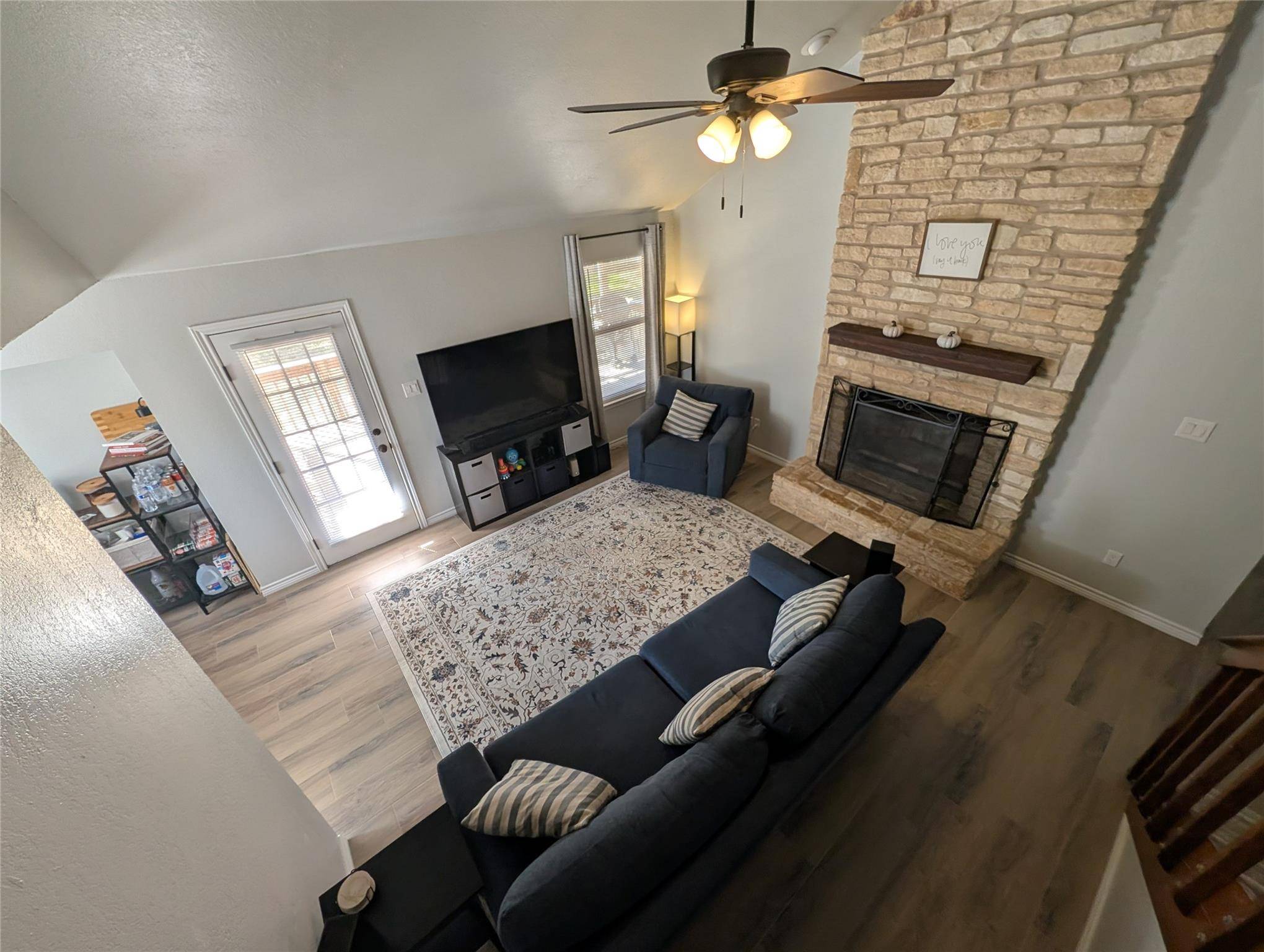 1802 Wagon Gap DR, Round Rock, TX 78681