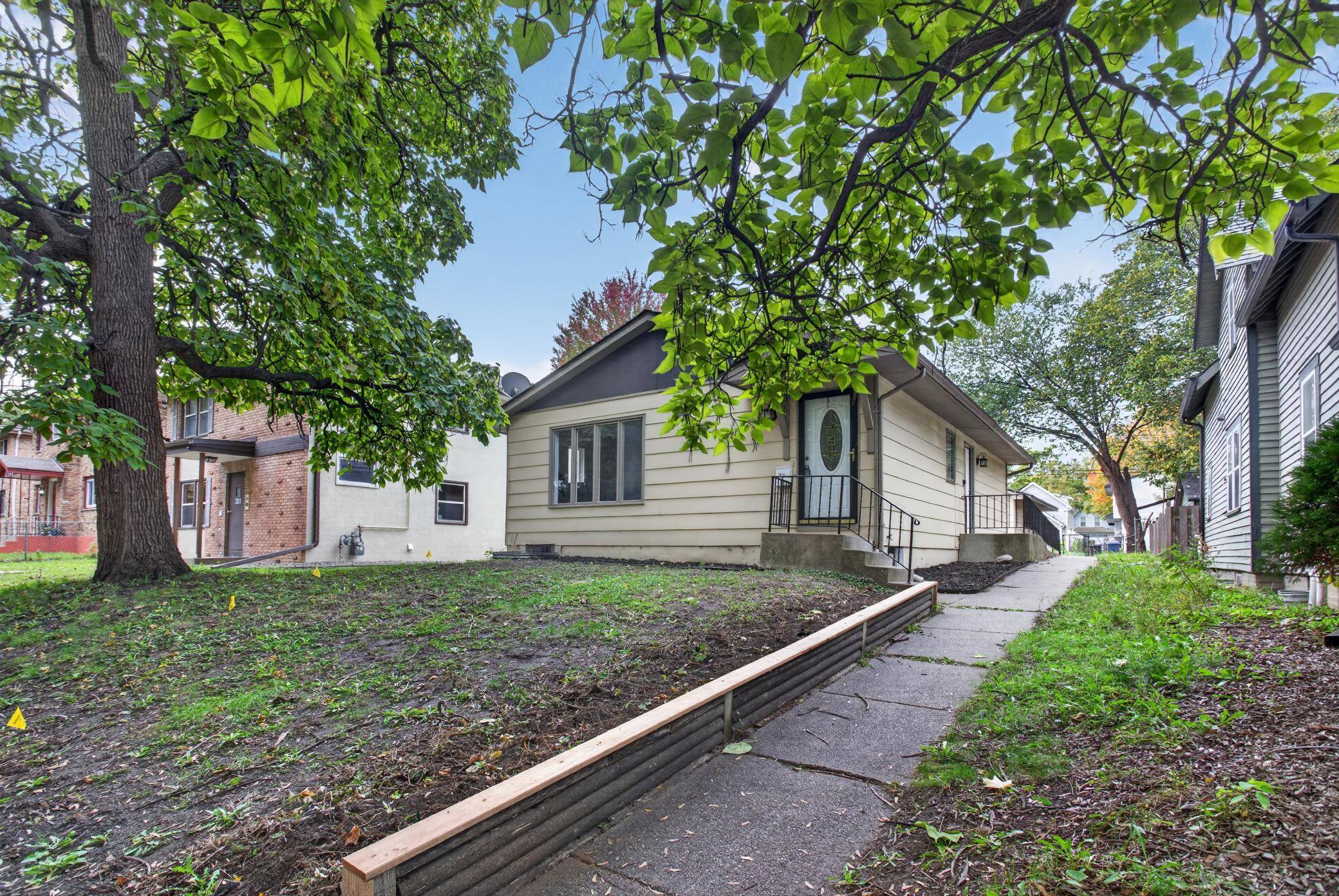 2820 31st AVE S, Minneapolis, MN 55406