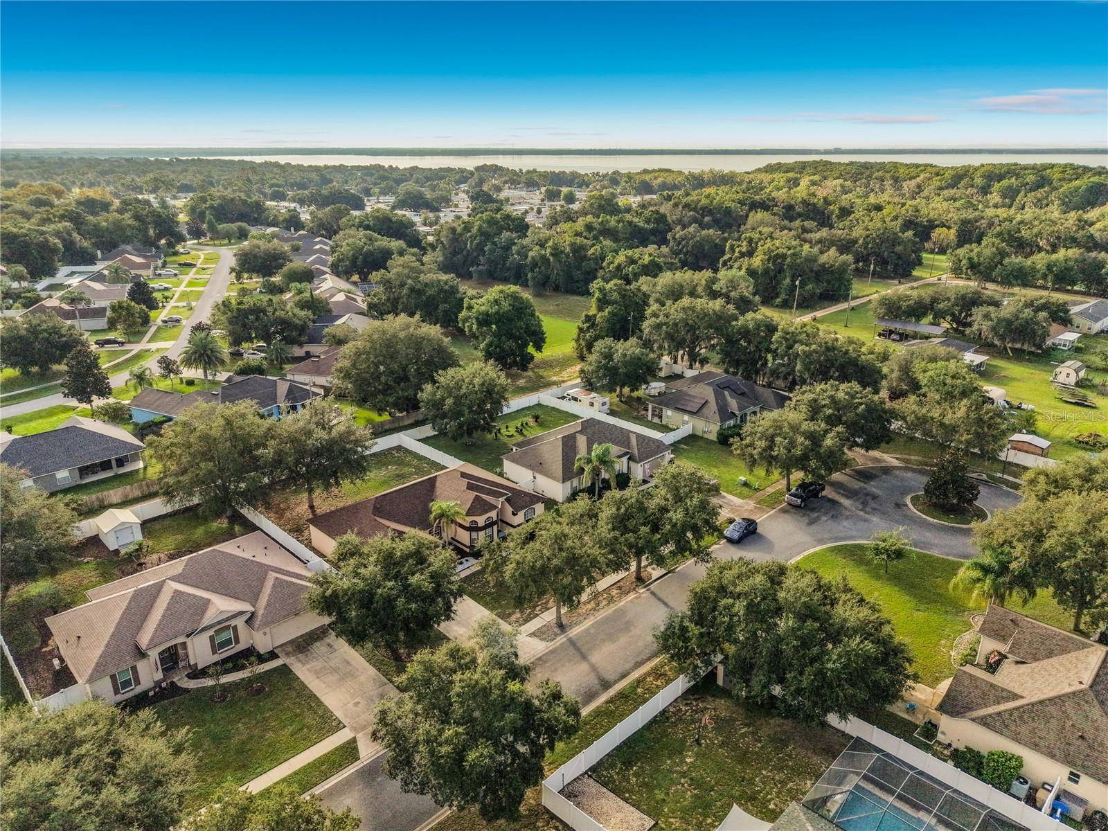 36310 CAVALIER, Grand Island, FL 32735