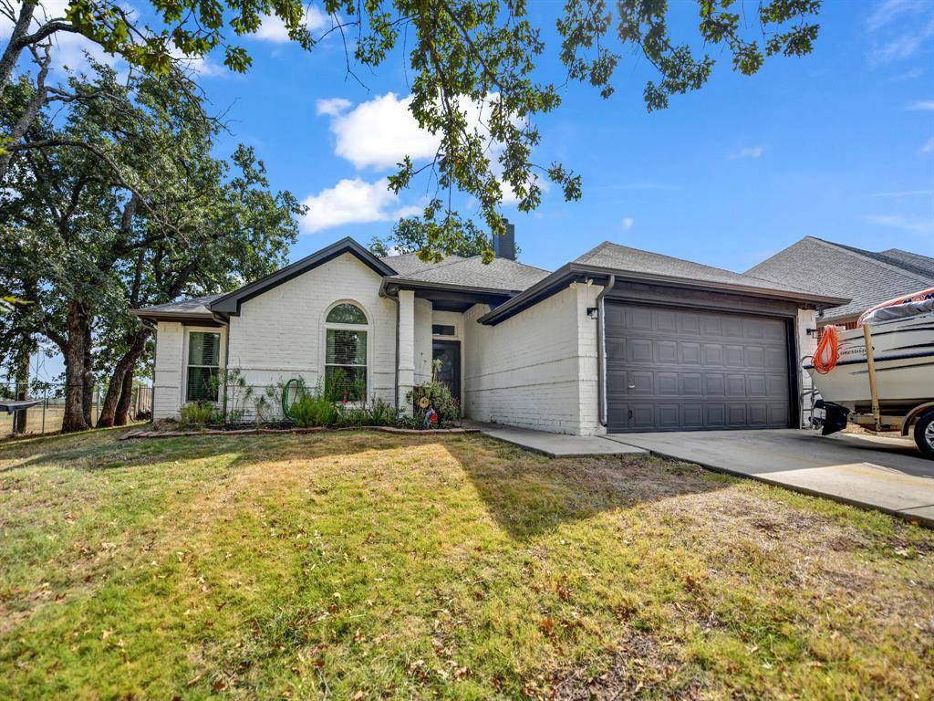780 Stribling Circle, Azle, TX 76020