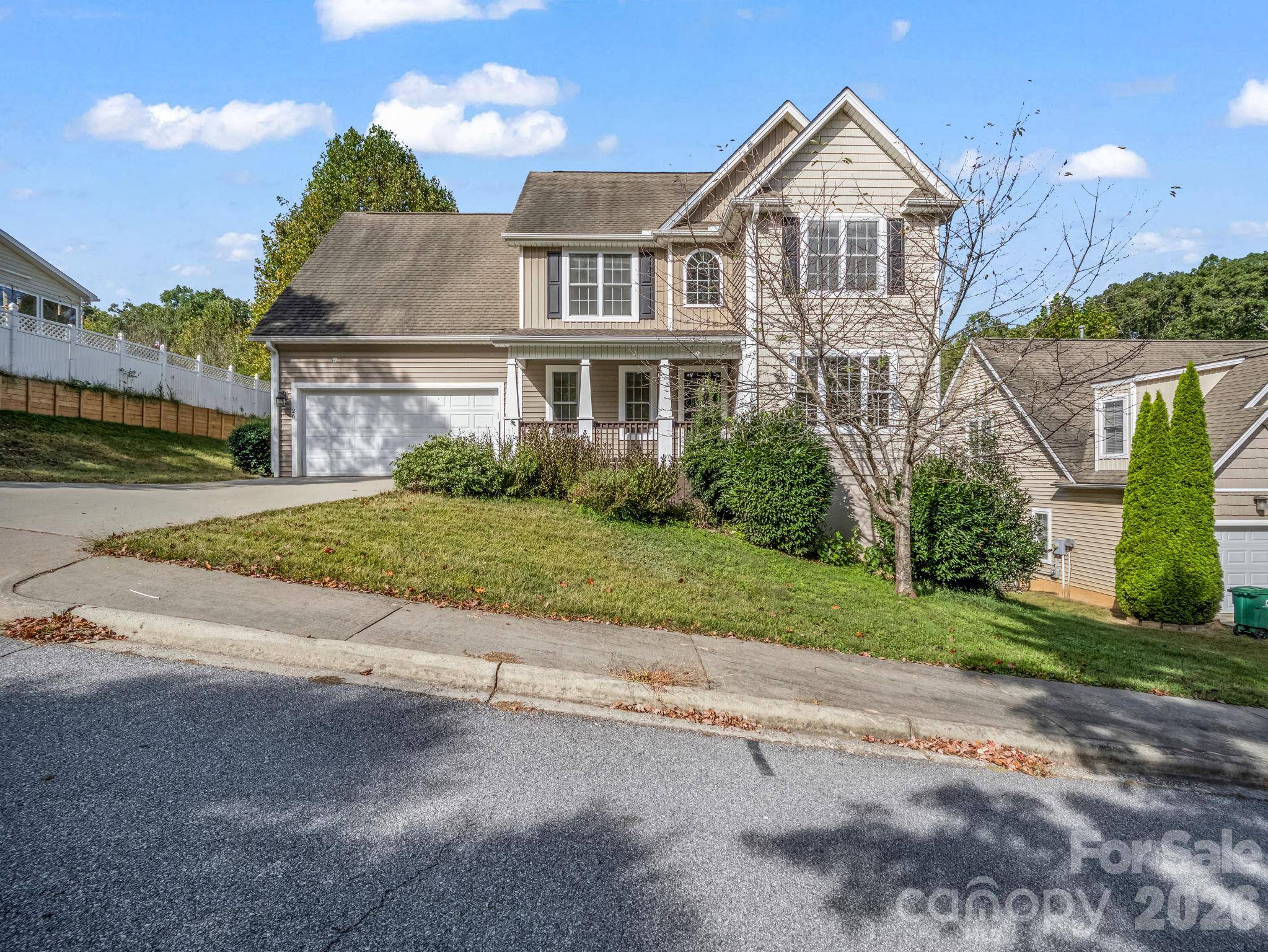 26 Wayward PATH, Candler, NC 28715