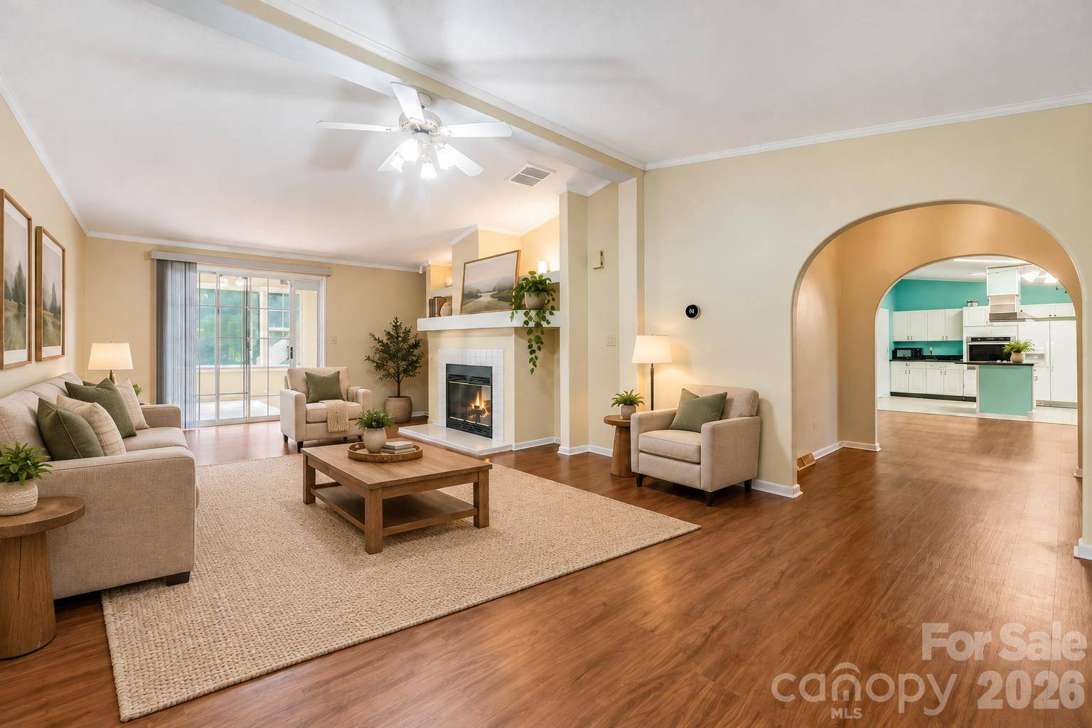655 School RD E, Asheville, NC 28803