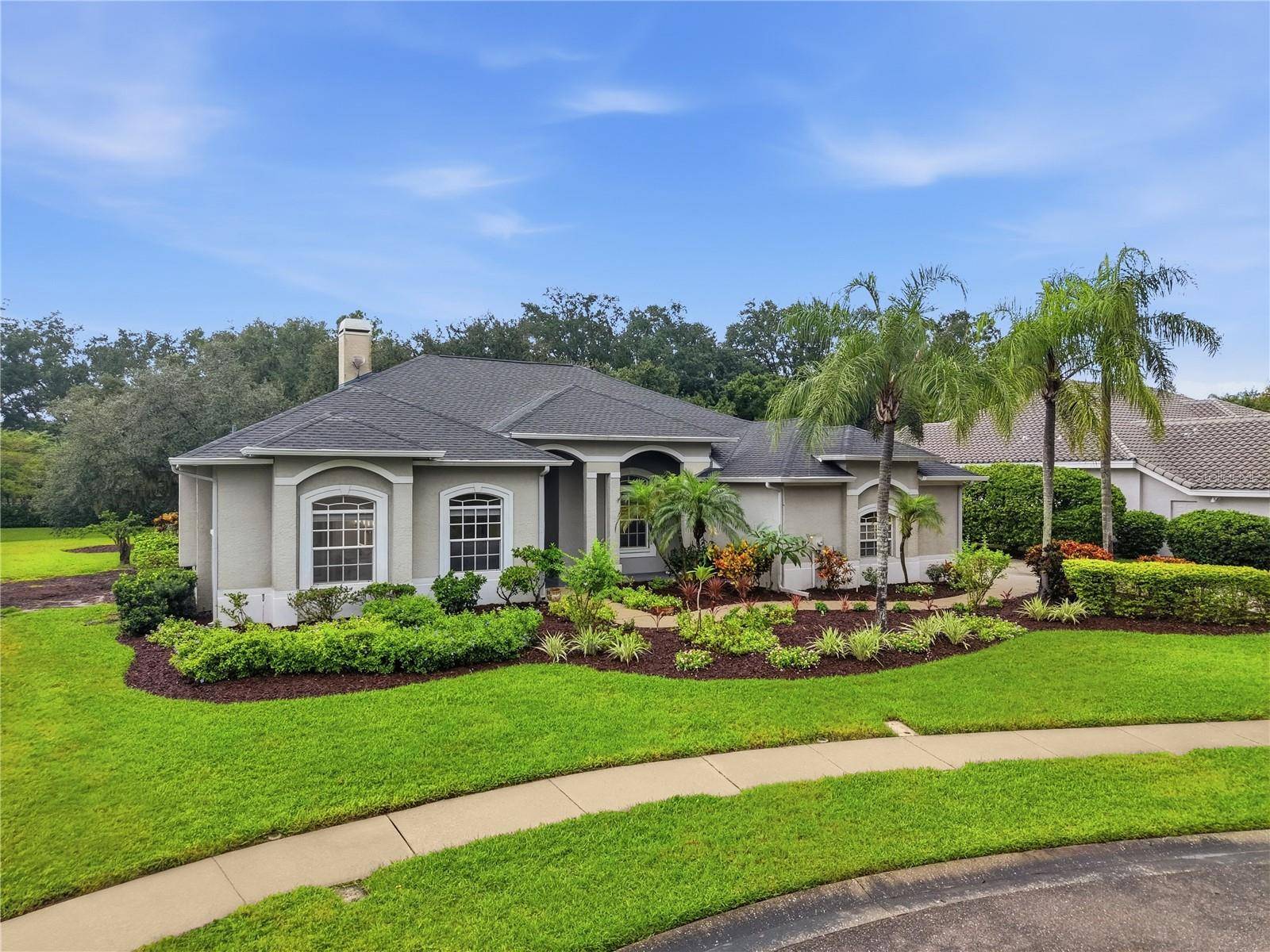 4034 EXECUTIVE DR, Palm Harbor, FL 34685