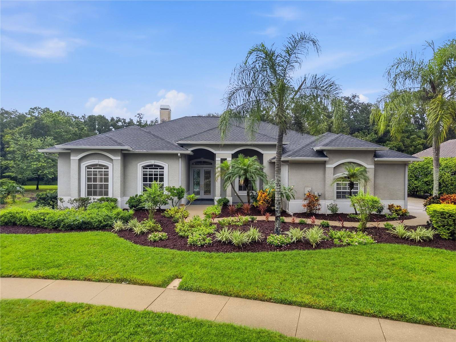 4034 EXECUTIVE DR, Palm Harbor, FL 34685