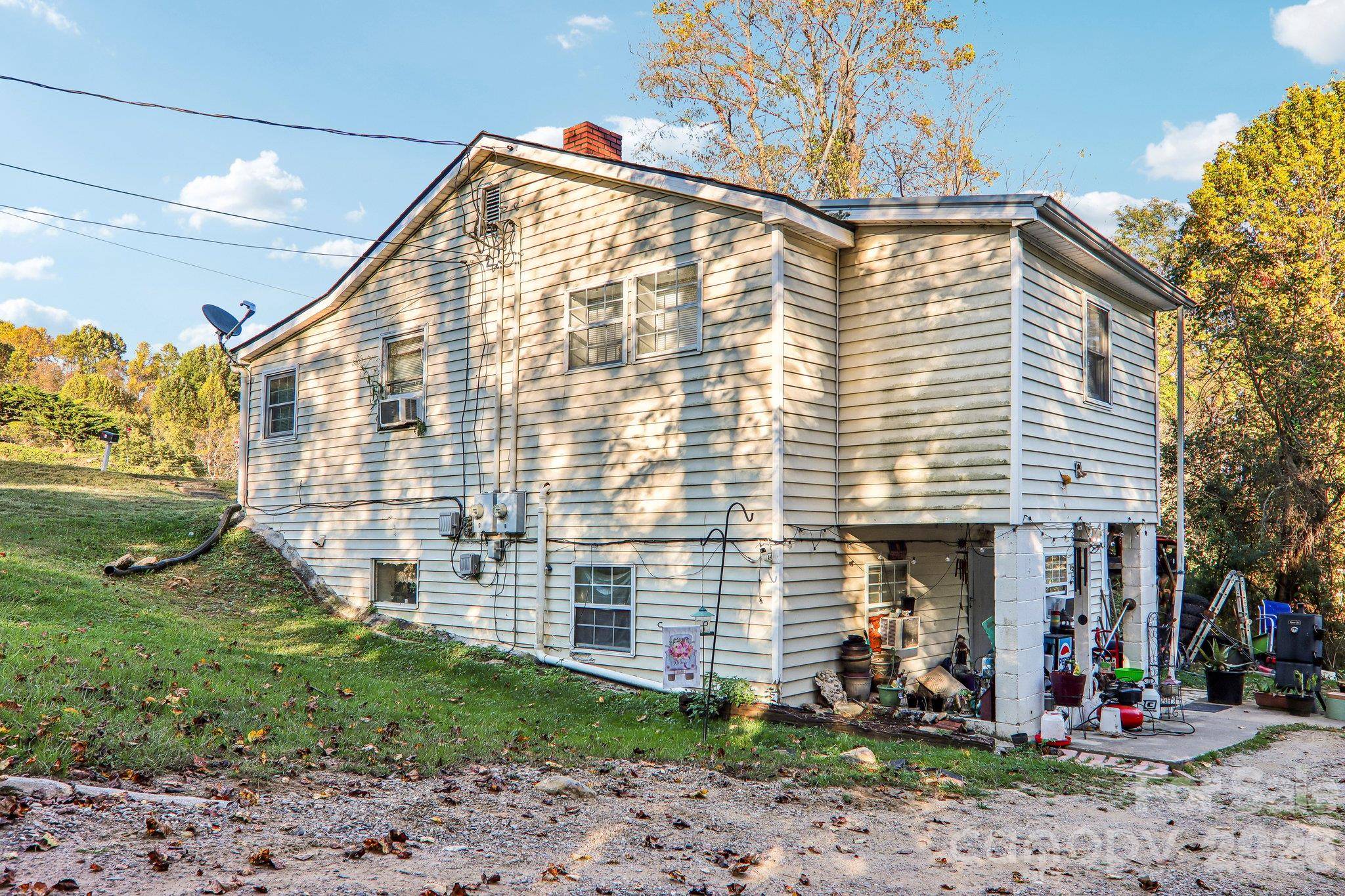 1991 & 1993 Plott Creek RD, Waynesville, NC 28786