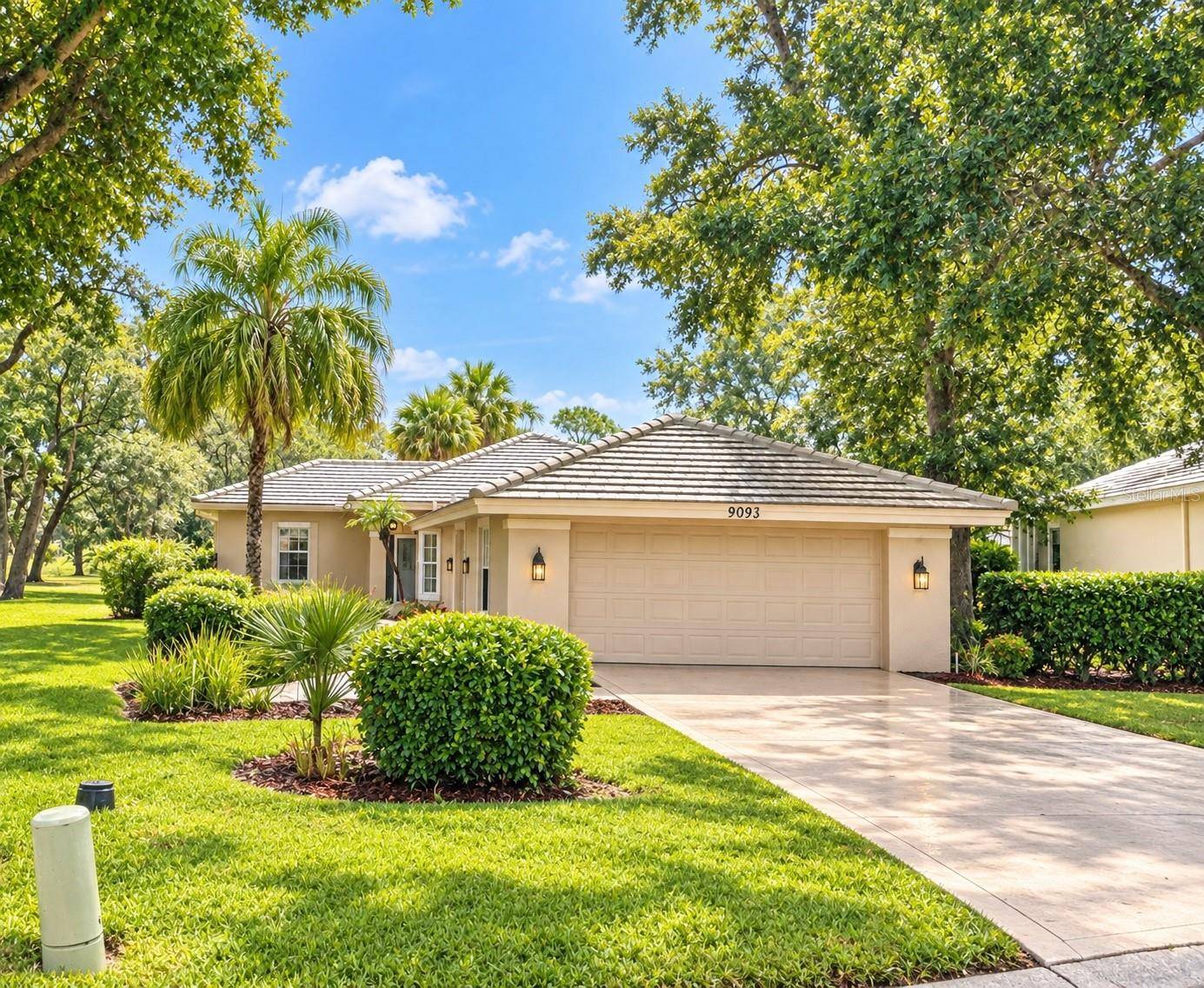 9033 PENELOPE DR, Weeki Wachee, FL 34613