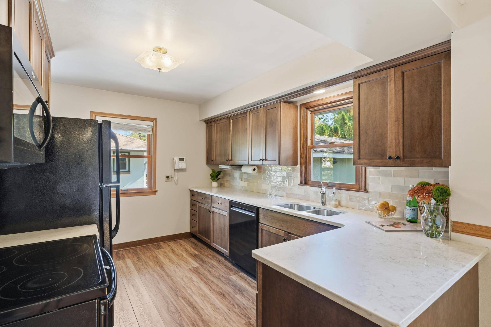 1482 Case AVE, Saint Paul, MN 55106