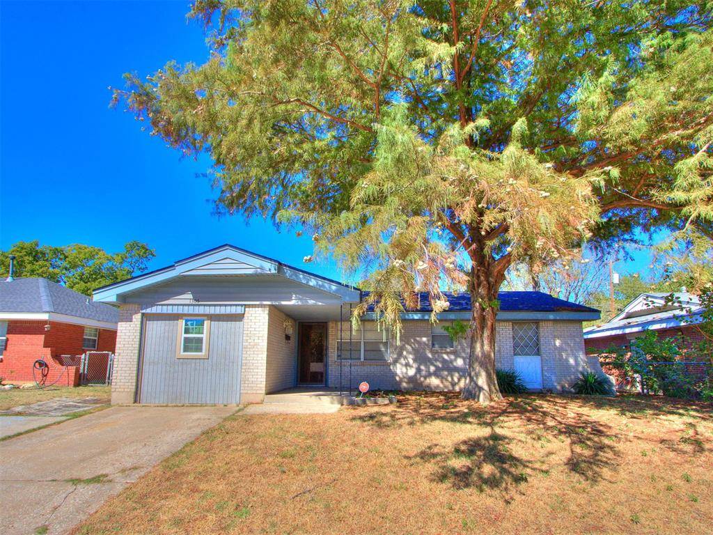 1305 Juniper CIR, Midwest City, OK 73110