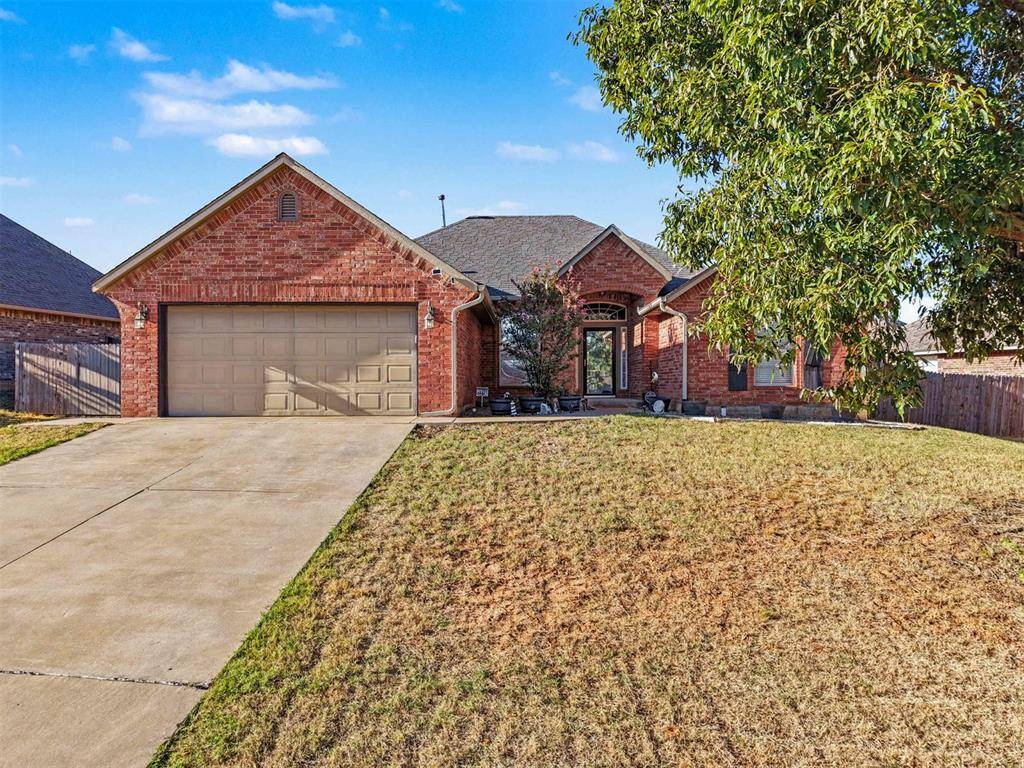 10915 Blue Sky DR, Midwest City, OK 73130