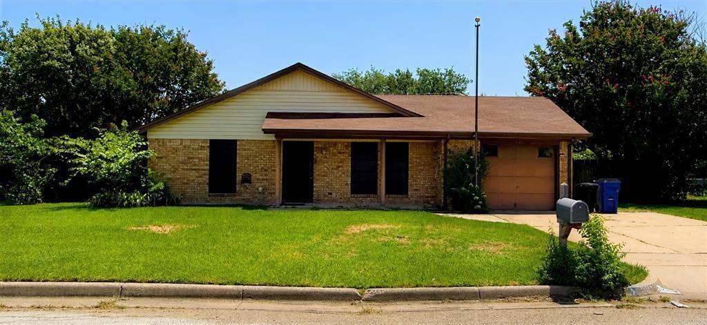 501 Post Oak Lane, Burleson, TX 76028