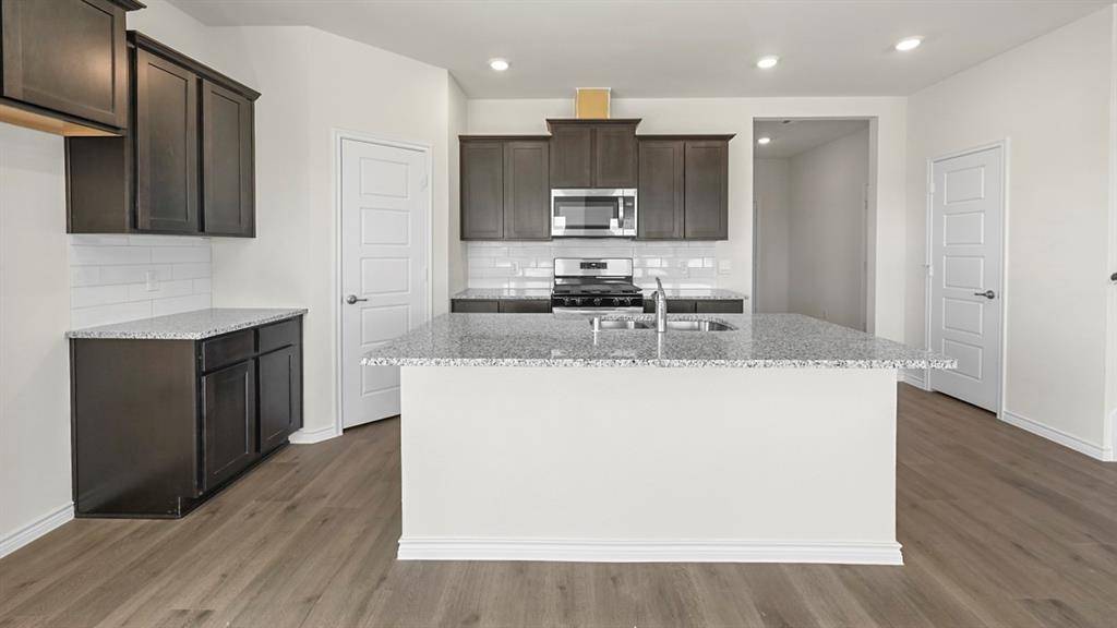 2049 Hearn Drive, Royse City, TX 75189