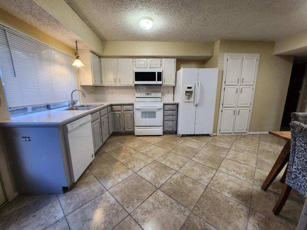 2517 Hollydale Drive, Garland, TX 75044
