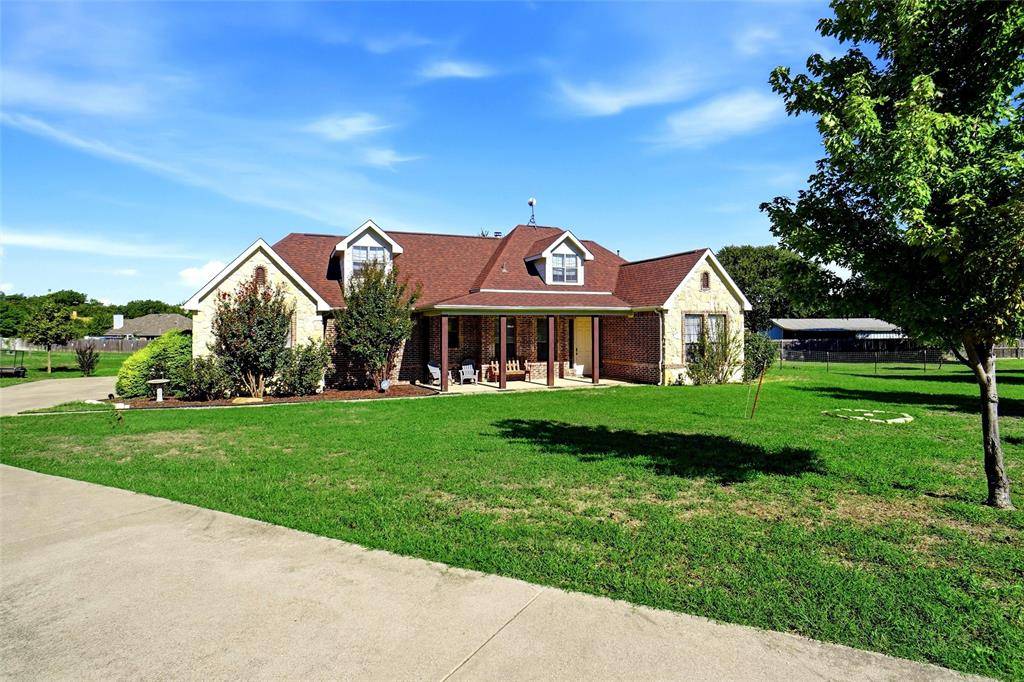 108 Wooley Court, Weatherford, TX 76085