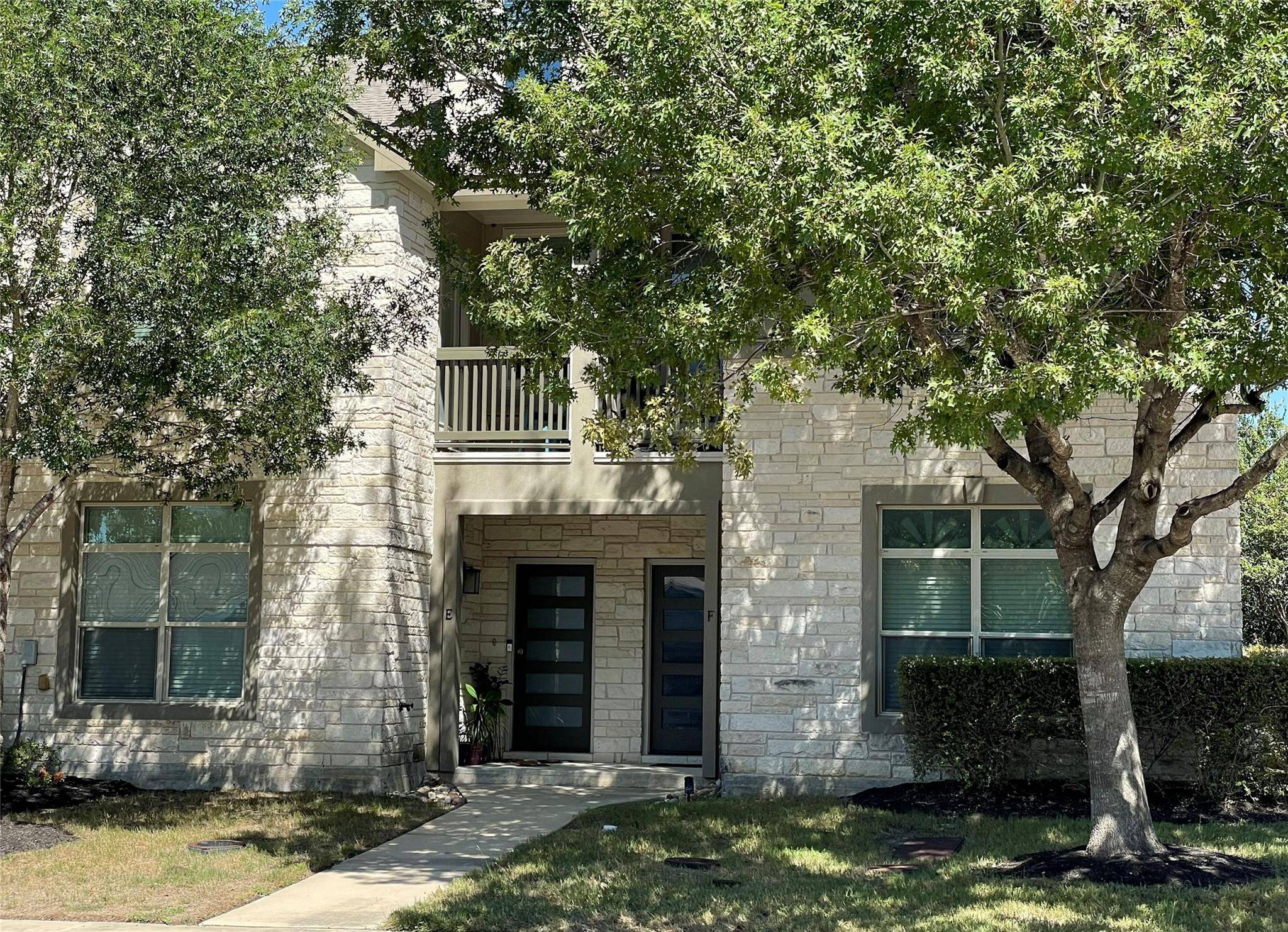 700 Applewood DR #E, Pflugerville, TX 78660