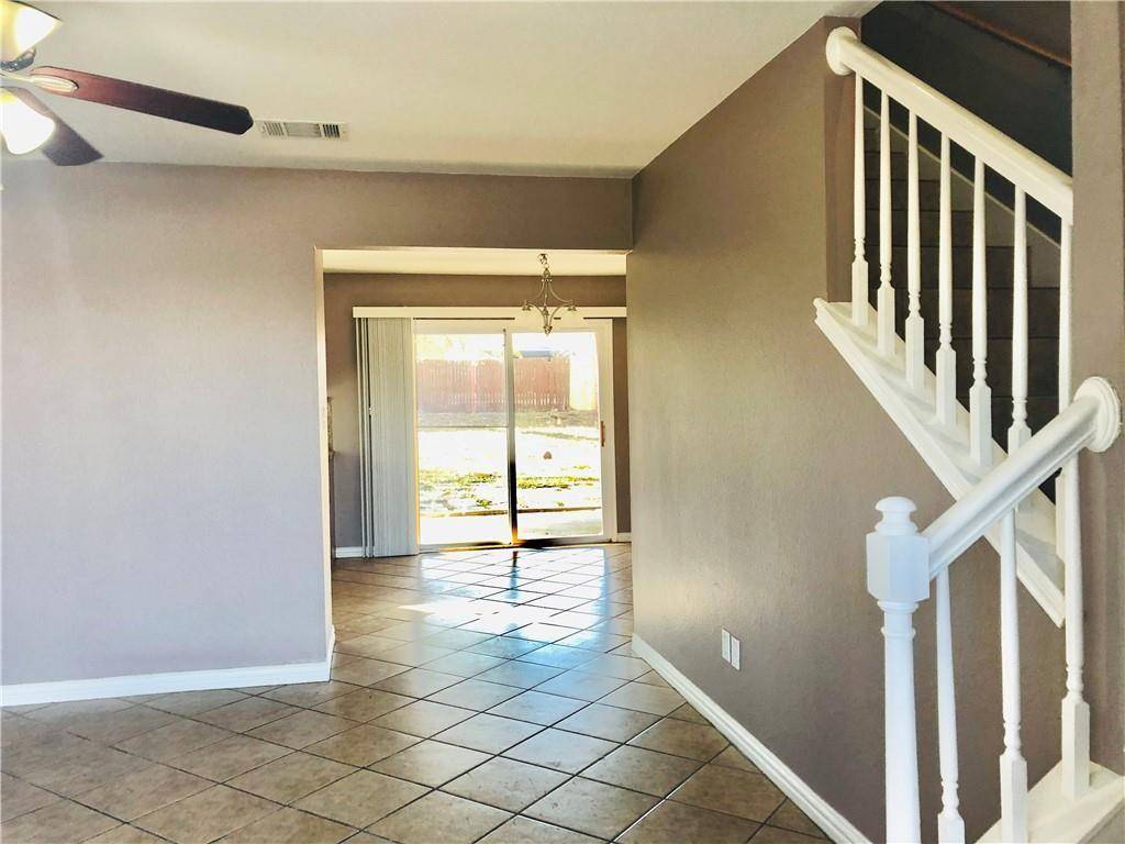 2305 S Crossing DR, Round Rock, TX 78664