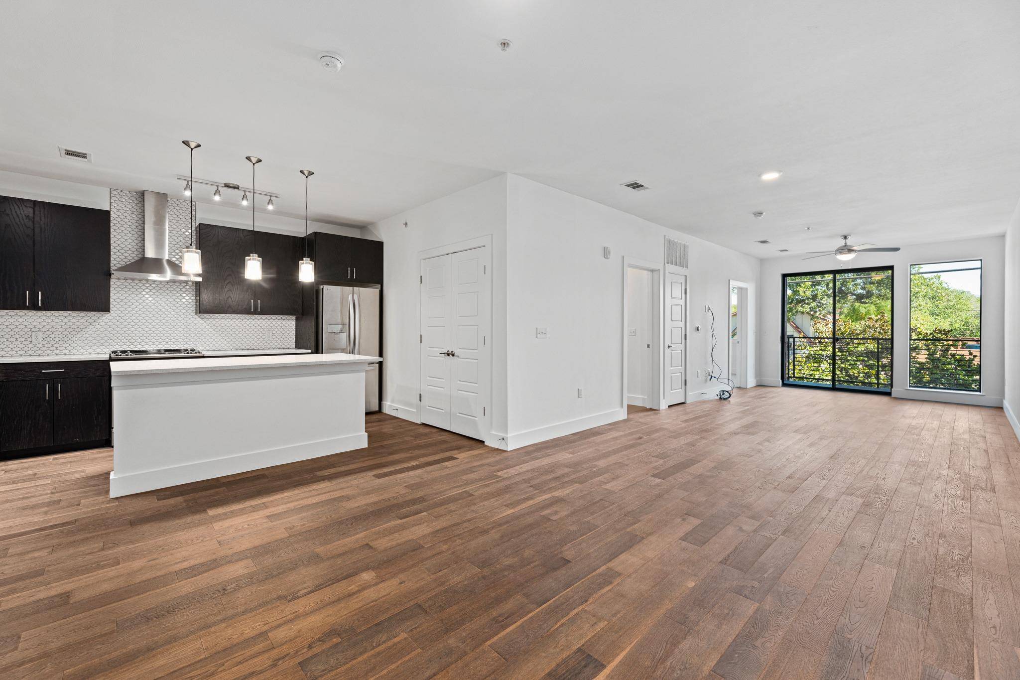 1615 E 7th ST #202, Austin, TX 78702