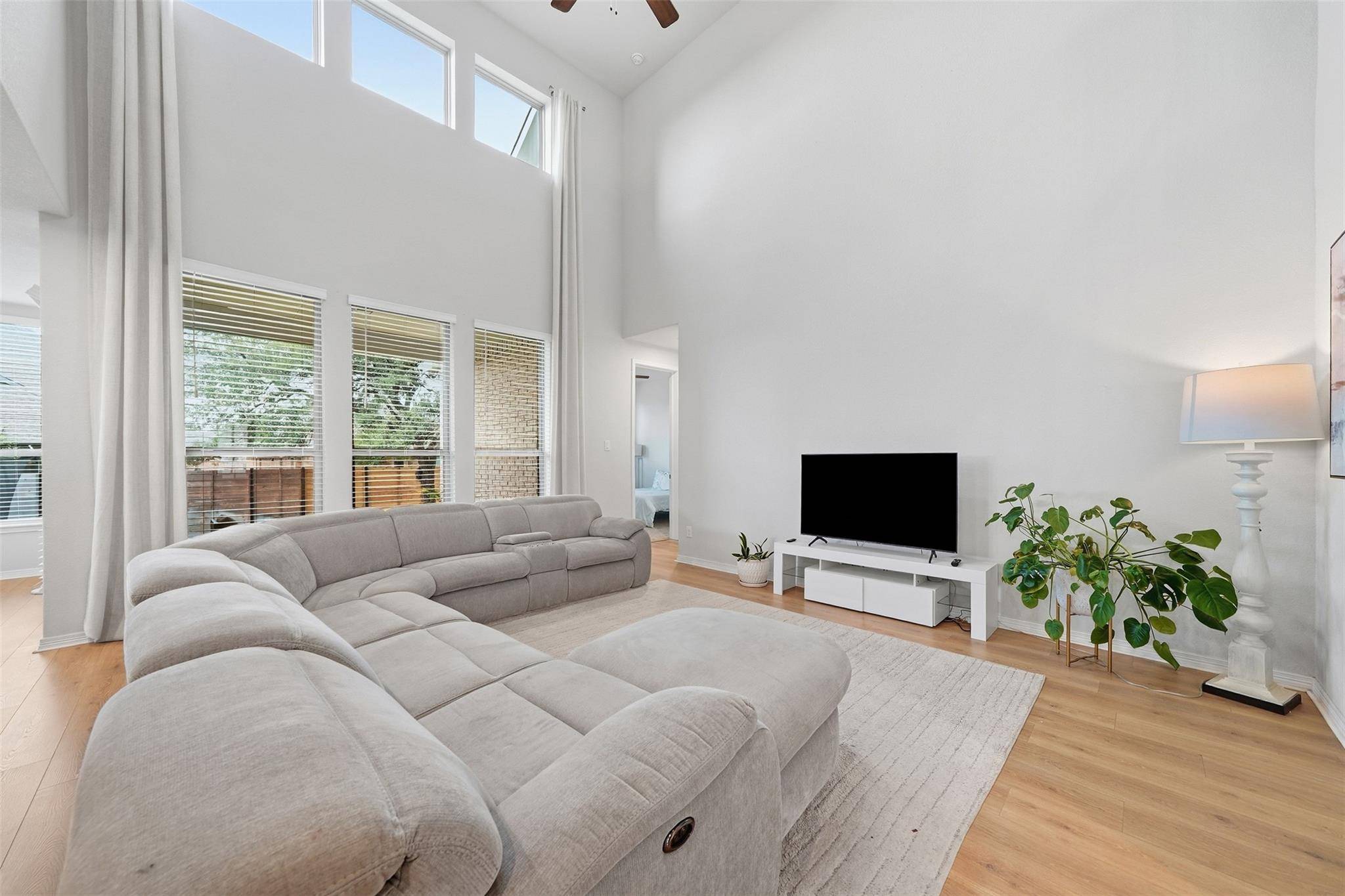 1005 Rollingwood TRL, Georgetown, TX 78633