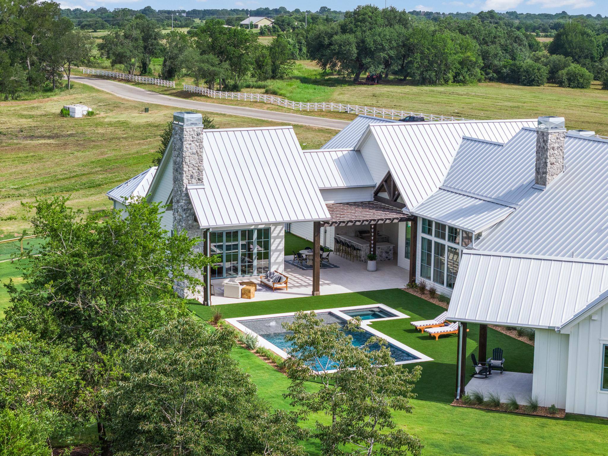 115 Reserve Way, Round Top, TX 78954