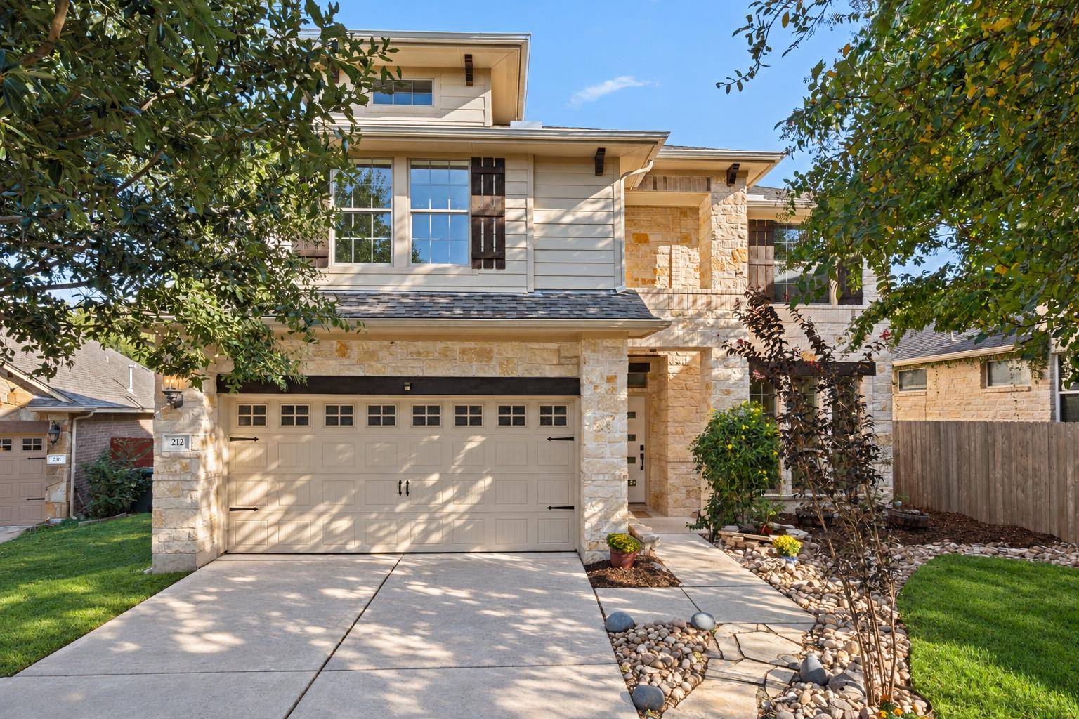 212 Great Circle CV, Austin, TX 78717