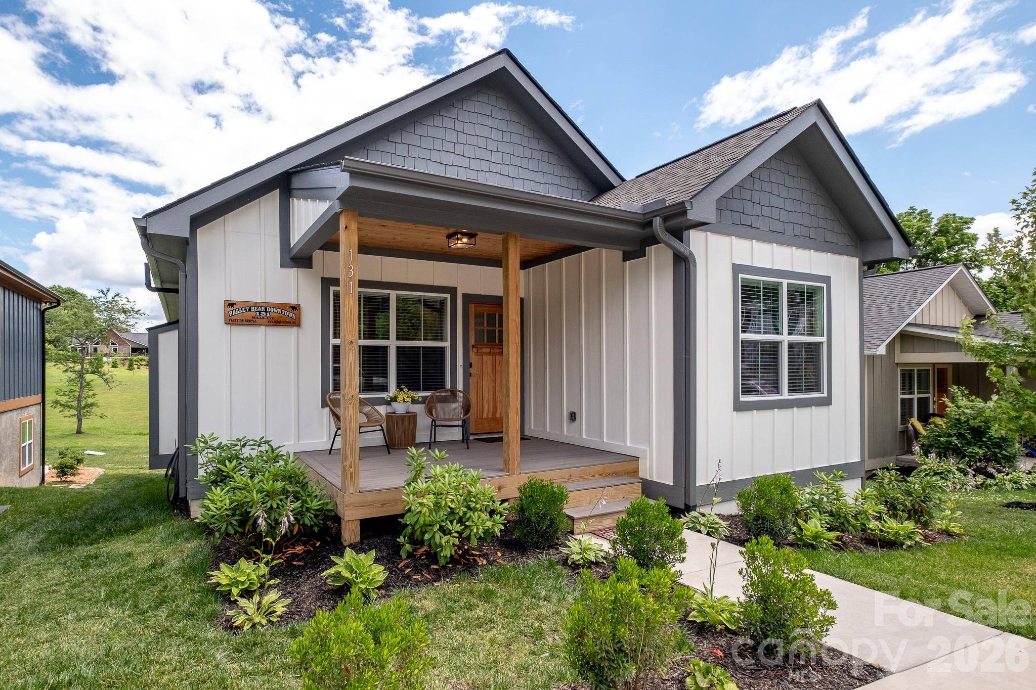 131 Mills AVE, Brevard, NC 28712