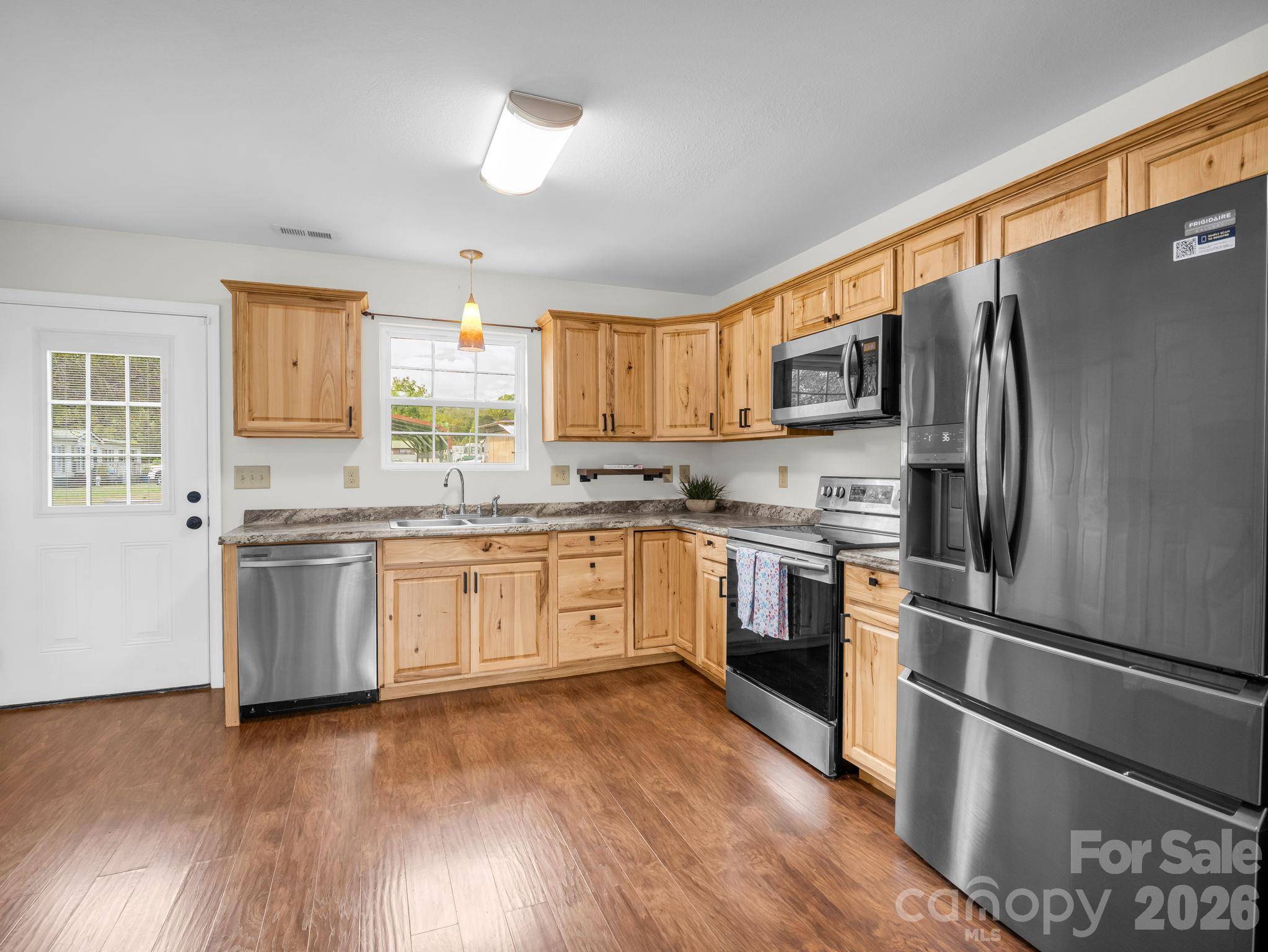 40 Eddie DR, Old Fort, NC 28762