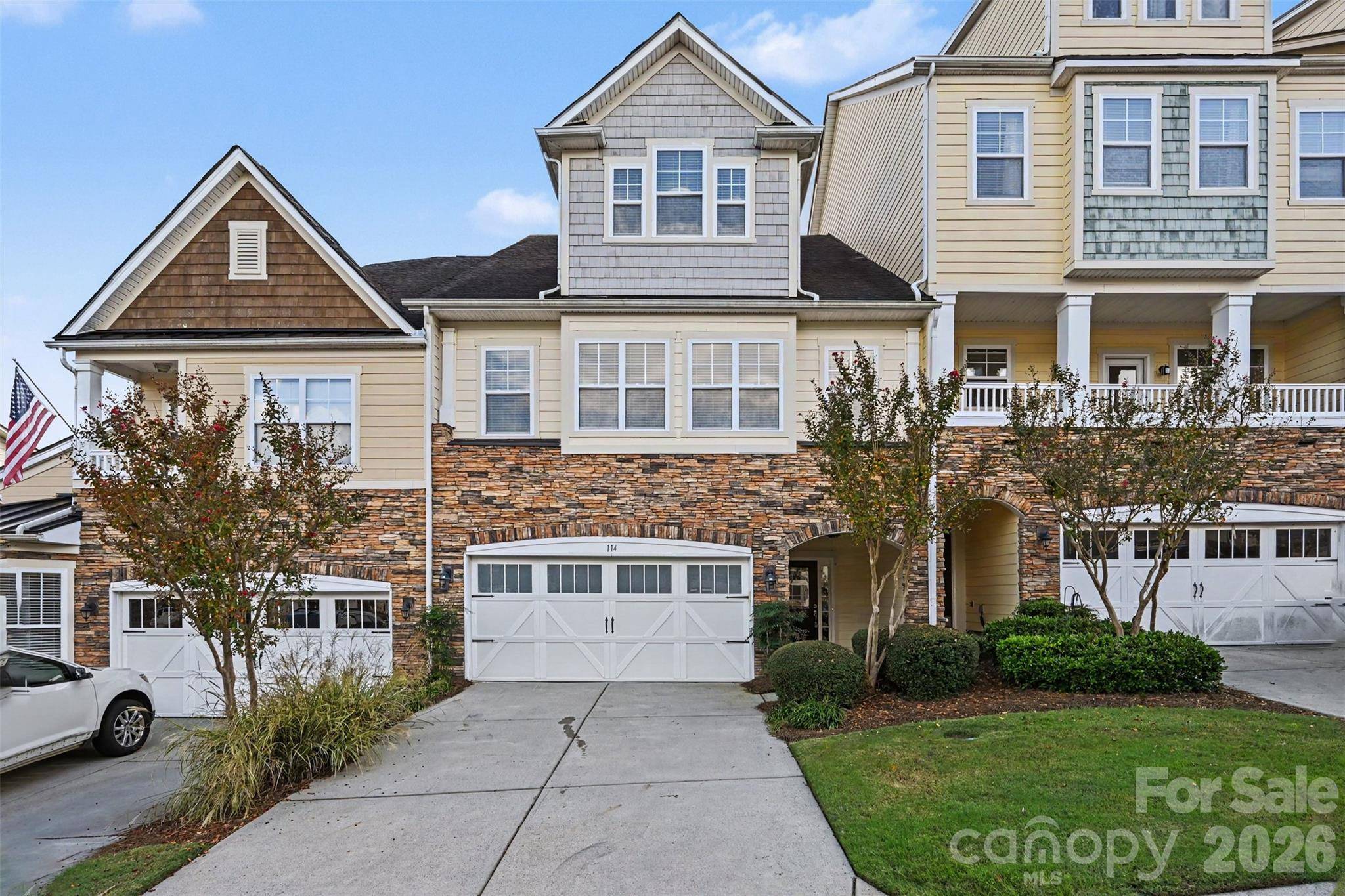 114 Inlet Point DR, Tega Cay, SC 29708