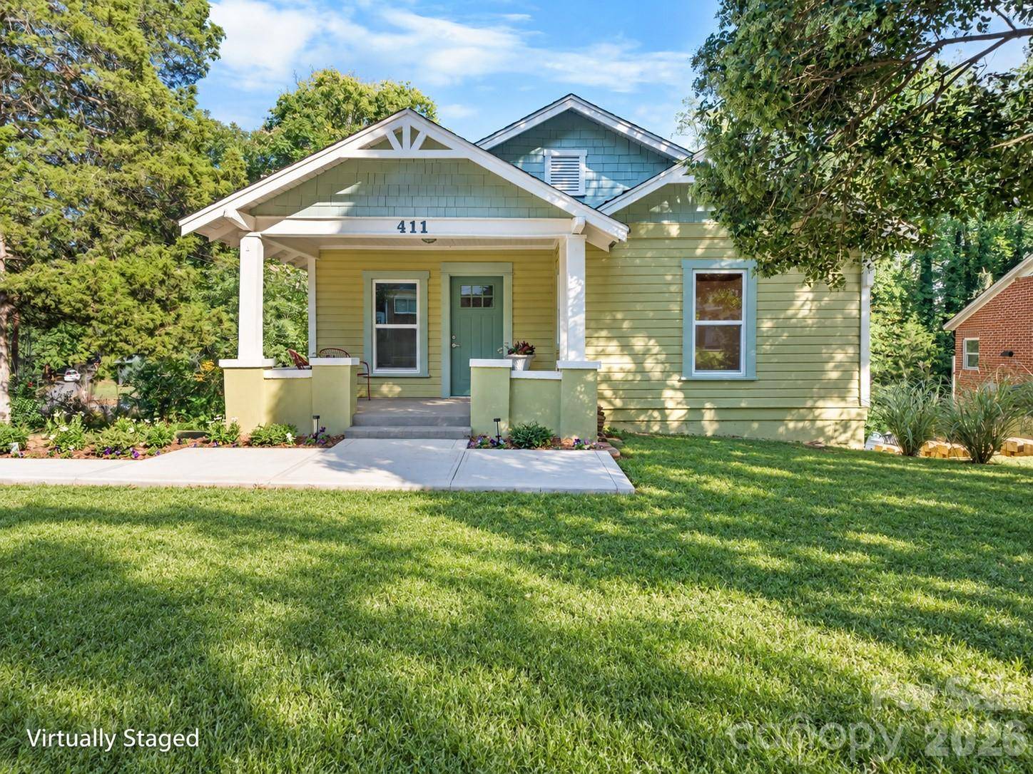 411 4th ST SE, Hickory, NC 28602