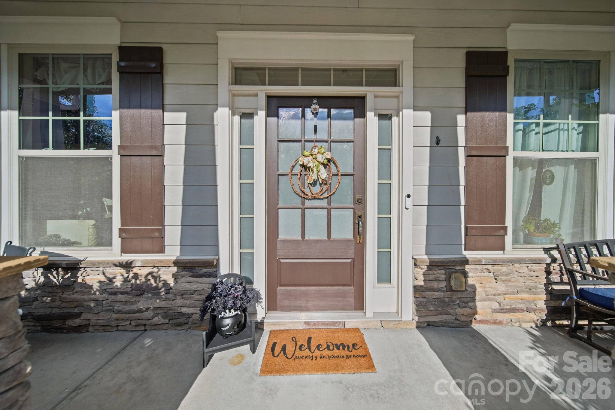 2028 Donovan DR, Matthews, NC 28104