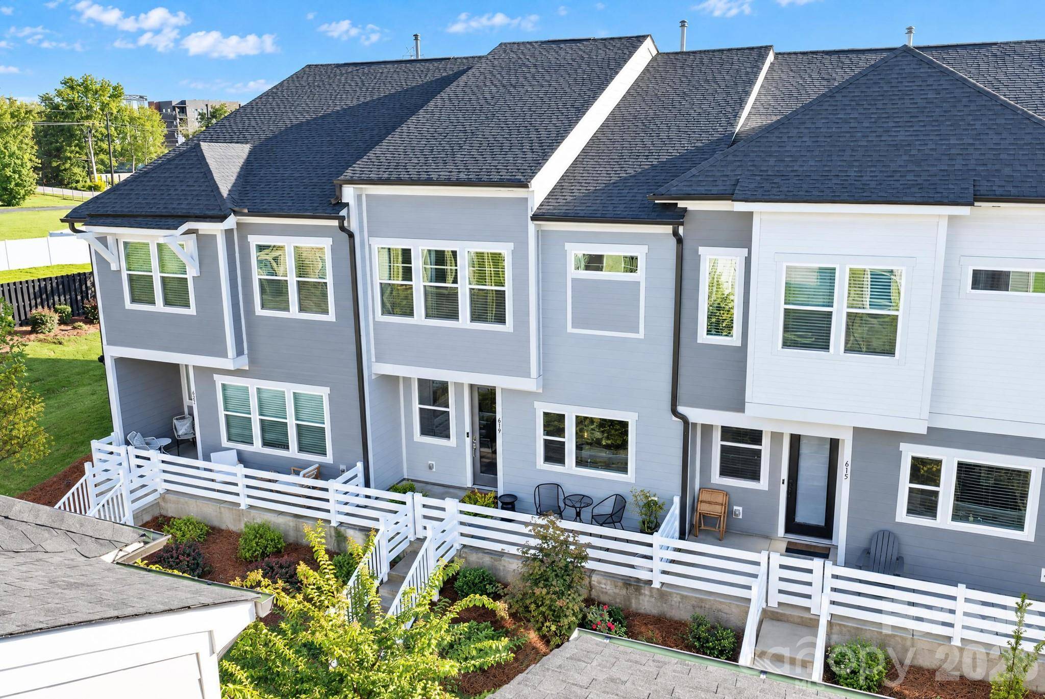 619 Myrick ALY, Charlotte, NC 28217