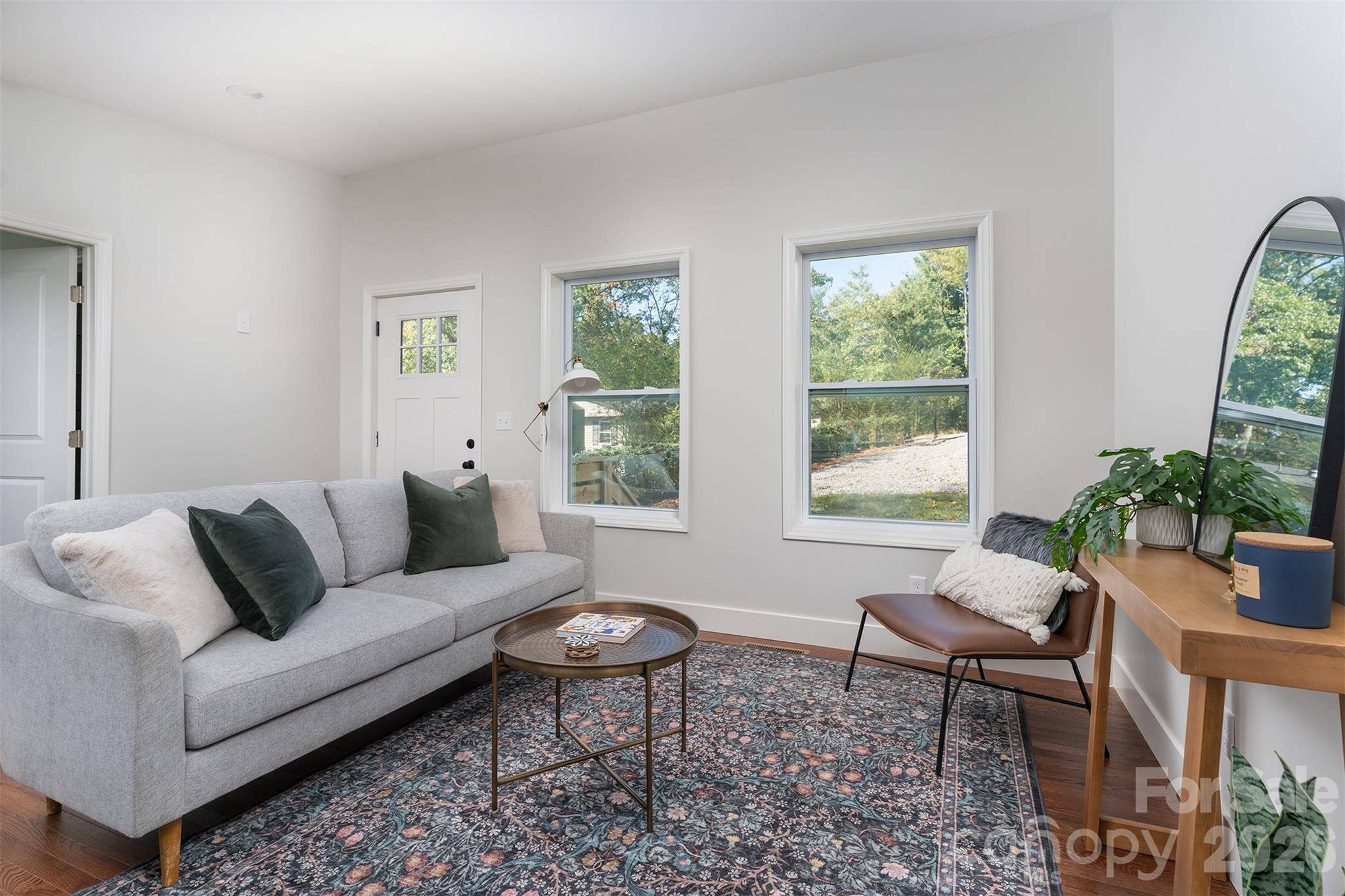 22 Crestfield AVE, Asheville, NC 28804