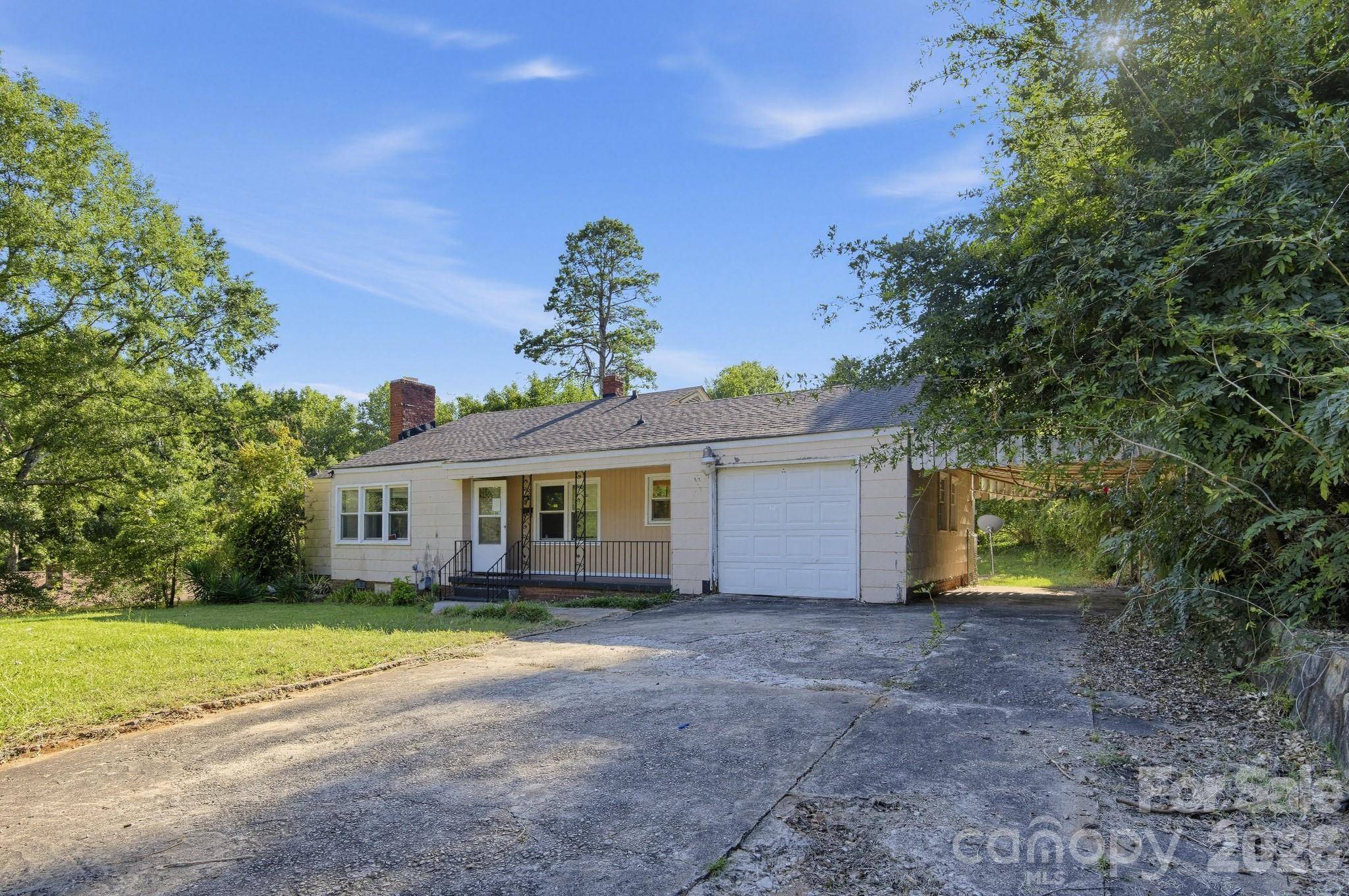 111 Whitener AVE, Spartanburg, SC 29306