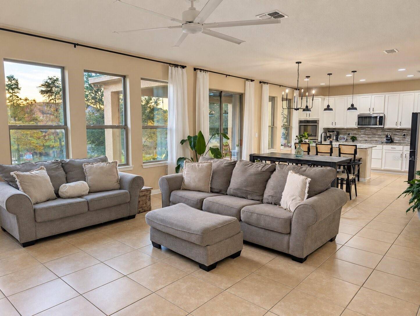 1119 FOUNTAIN COIN LOOP, Orlando, FL 32828