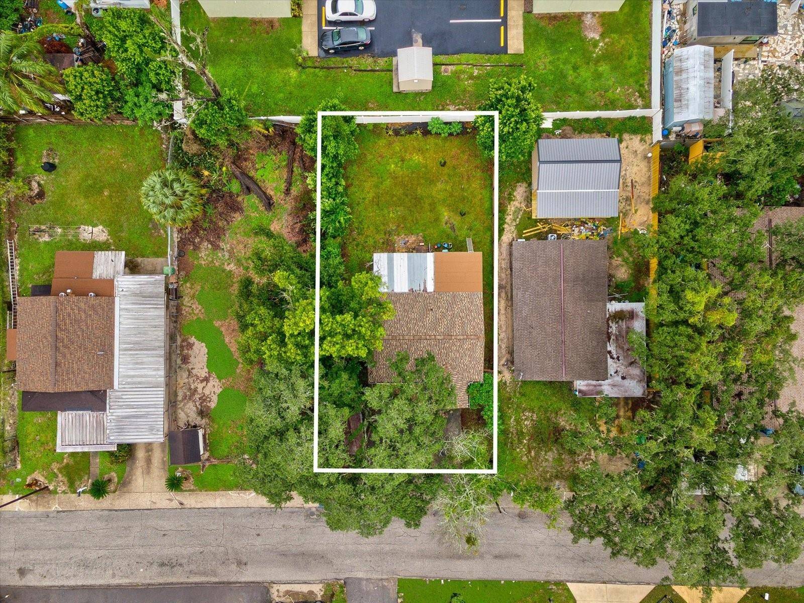 910 E ESKIMO AVE, Tampa, FL 33604