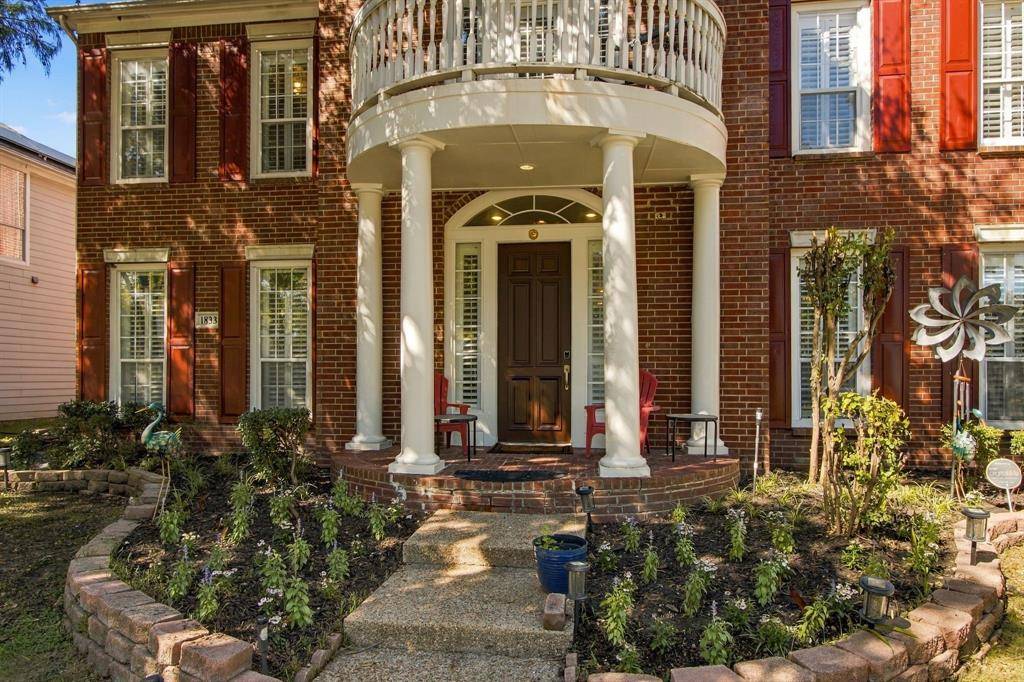 1833 Auburn Drive, Carrollton, TX 75007