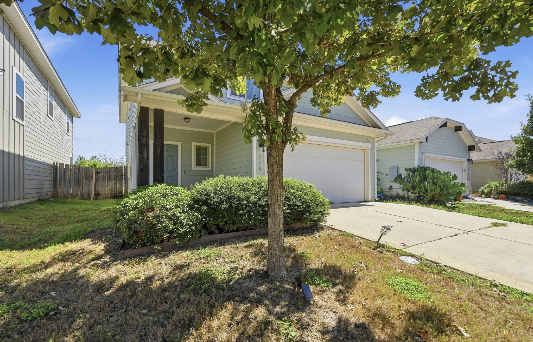 528 Twisted Oaks LN, Buda, TX 78610